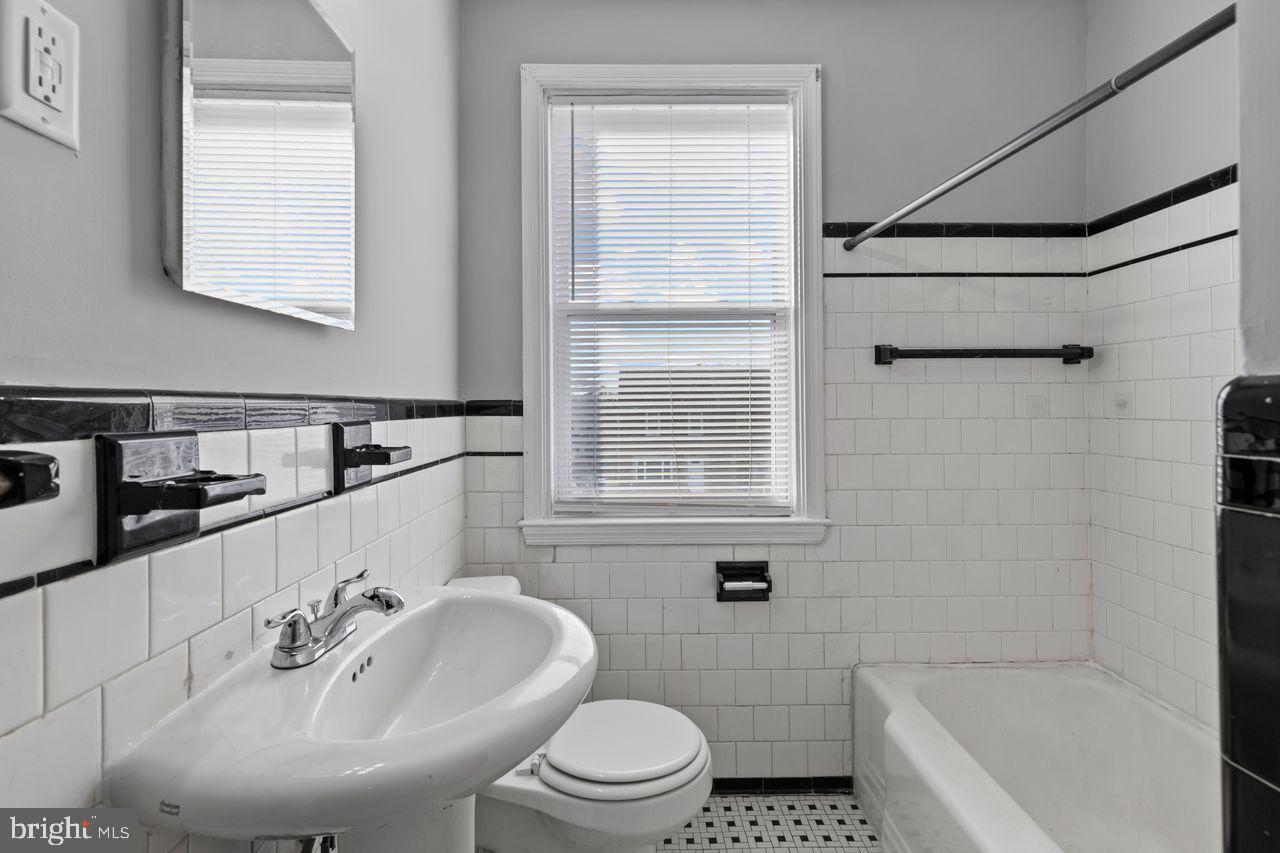 PARKVILLE - Residential