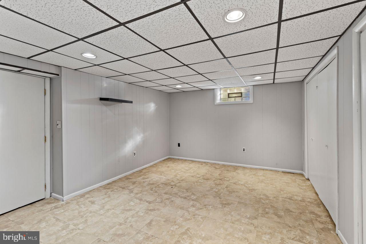 PARKVILLE - Residential