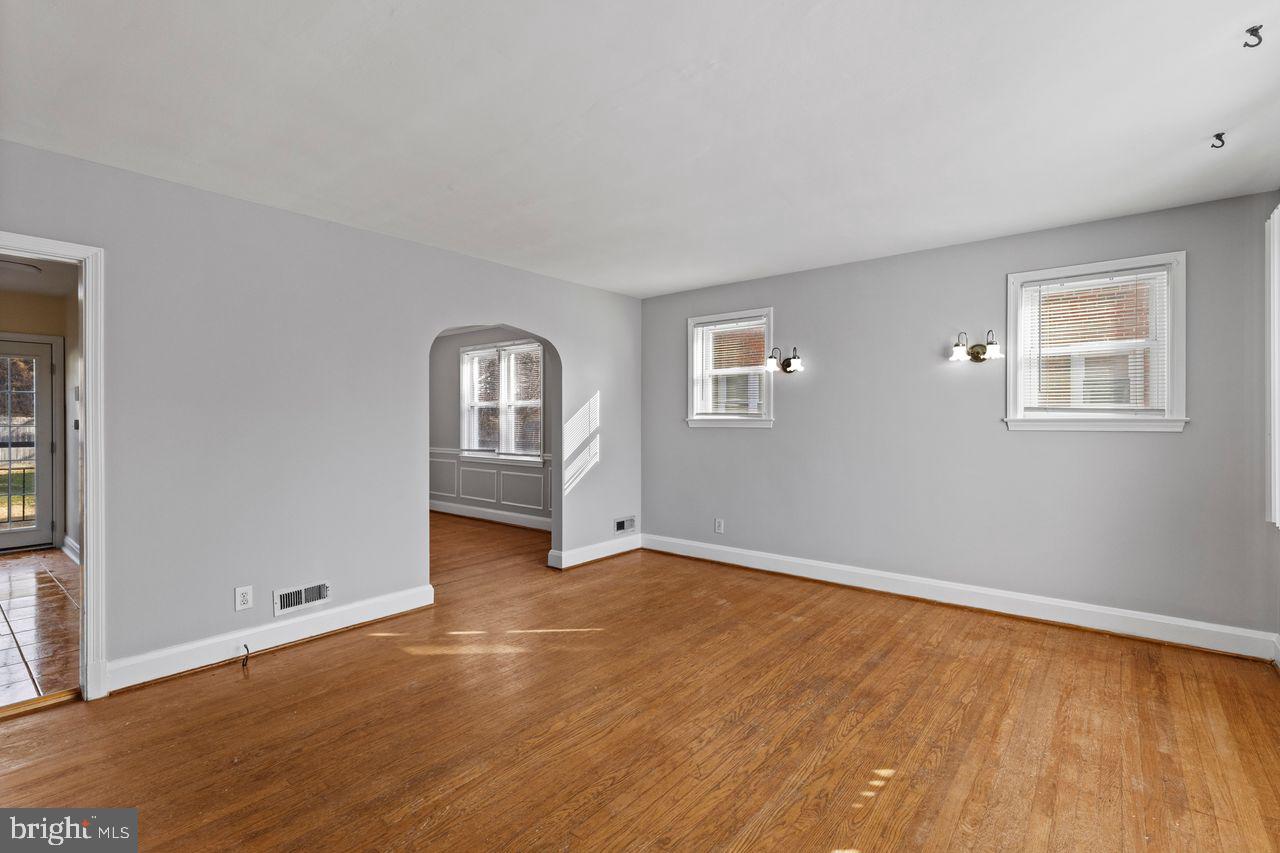 PARKVILLE - Residential