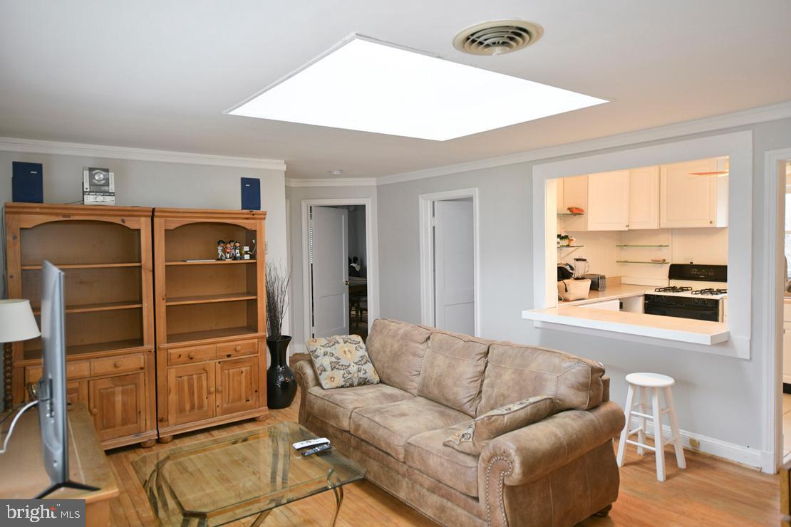 MURRAY HILL - Residential Lease