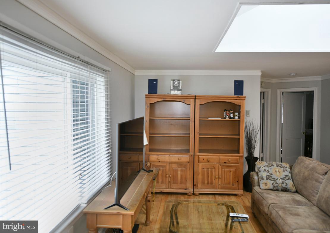 MURRAY HILL - Residential Lease