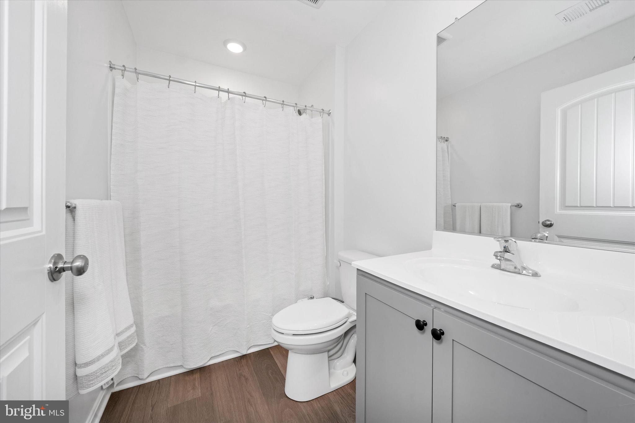 WOODS AT BURTON POND - Residential