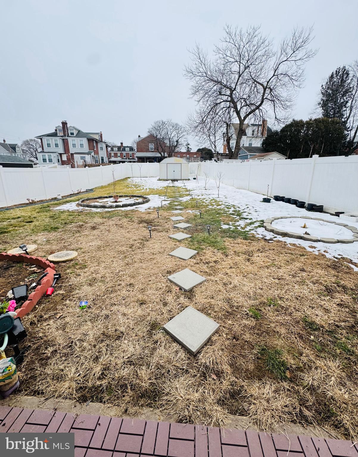 FOX CHASE - Residential