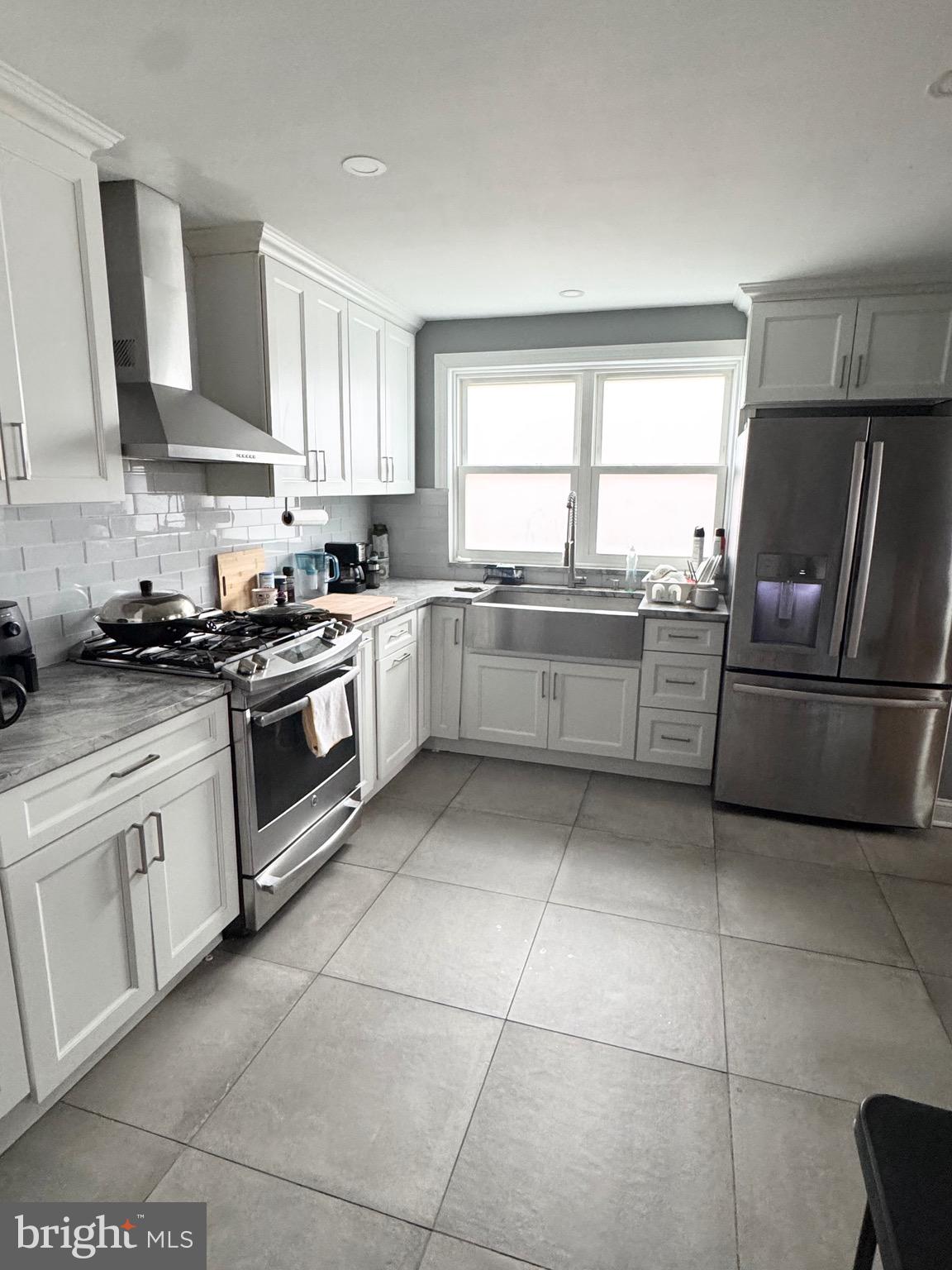 FOX CHASE - Residential