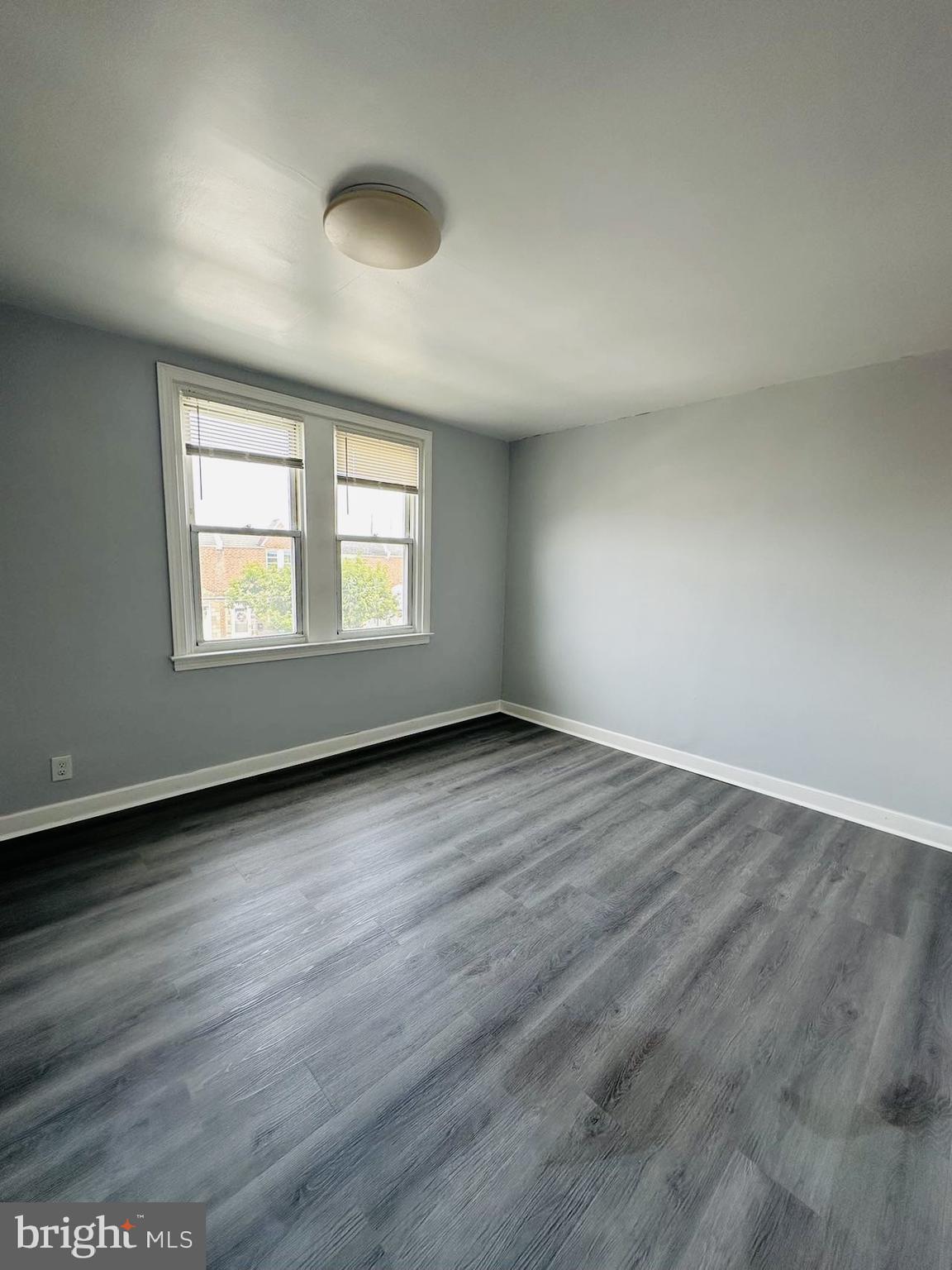 HOLMESBURG - Residential