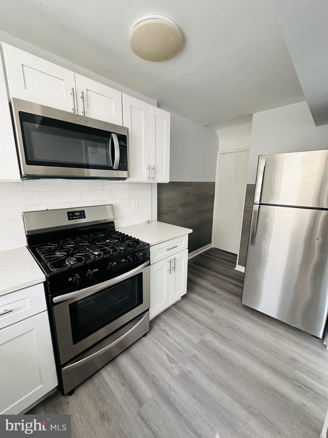 HOLMESBURG - Residential