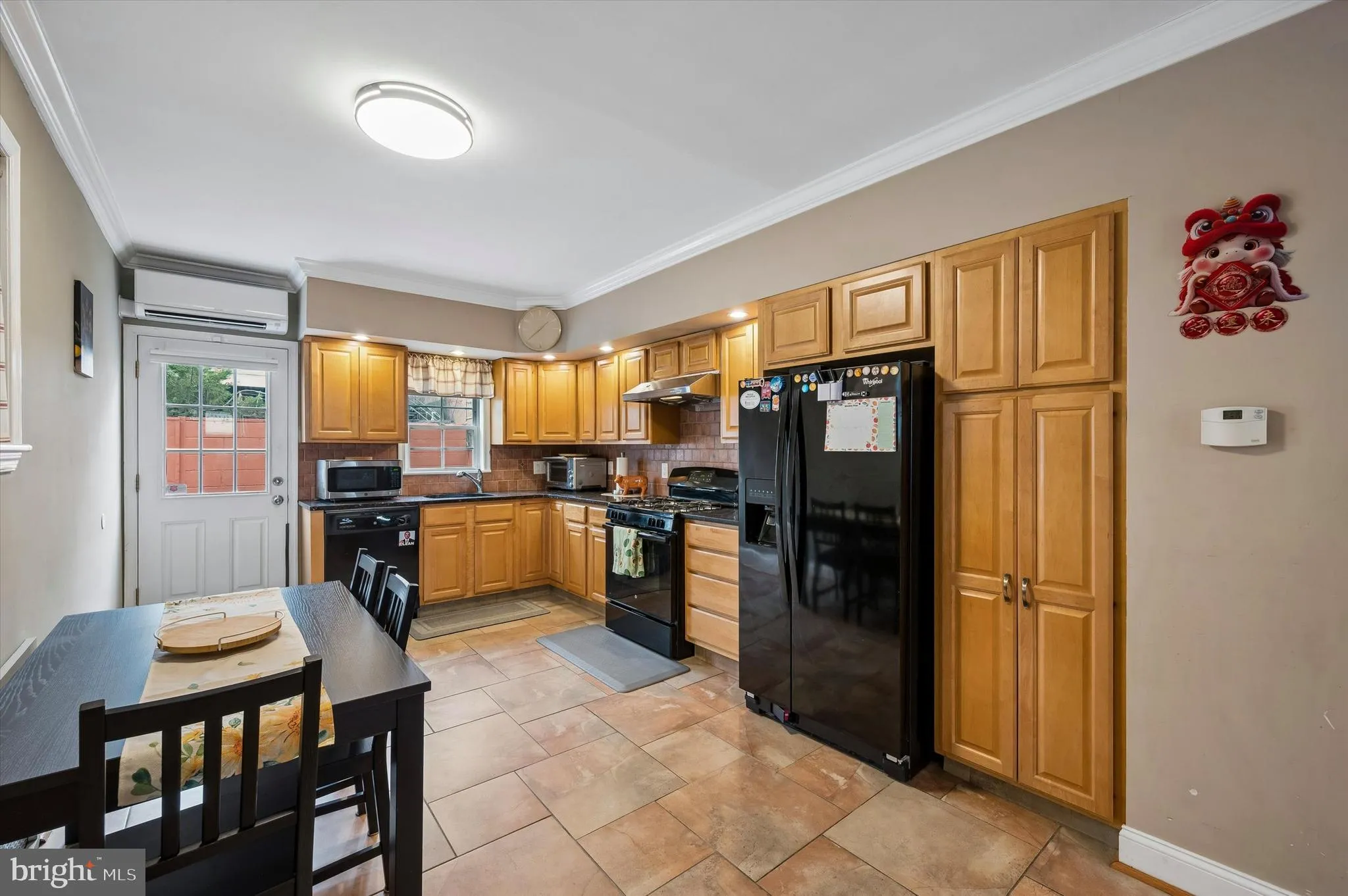 Additional image 31 of 2530 S 11th Street, Philadelphia, PA 19148