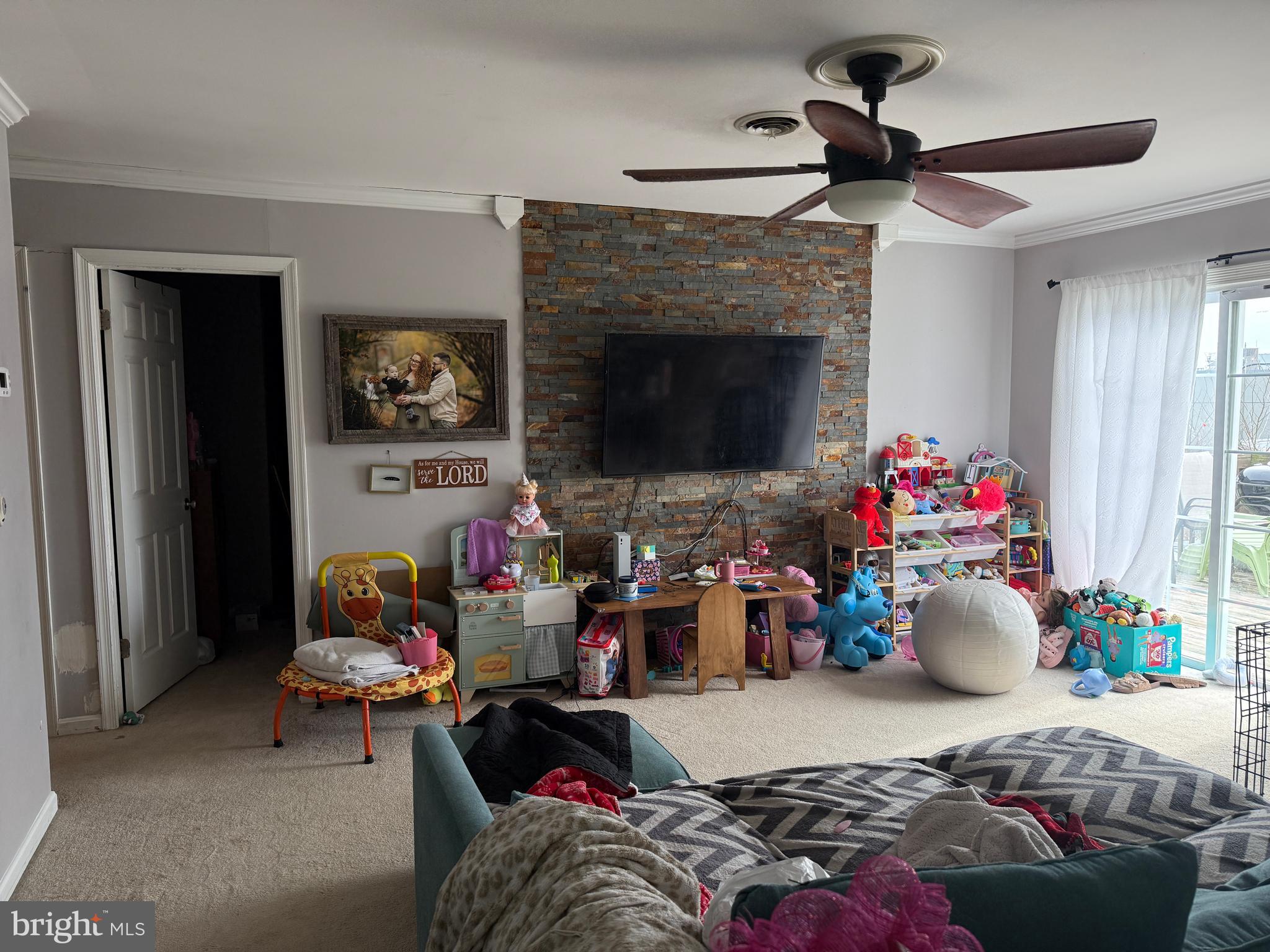 ENGLISH COURT CONDOS - Residential