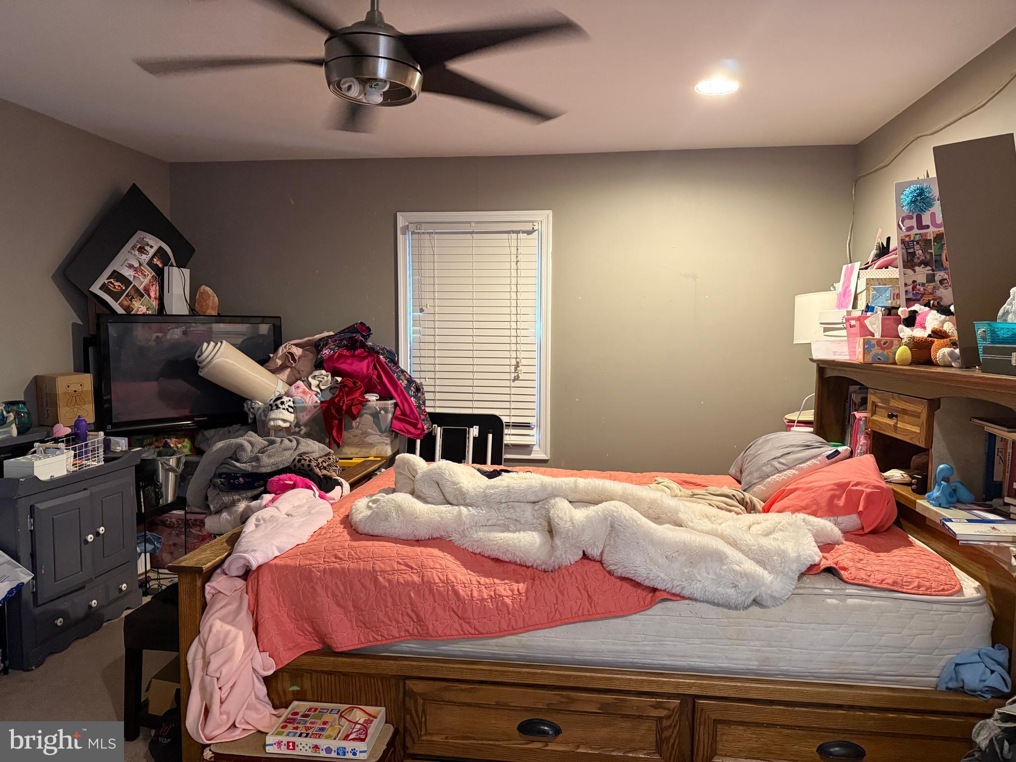 ENGLISH COURT CONDOS - Residential