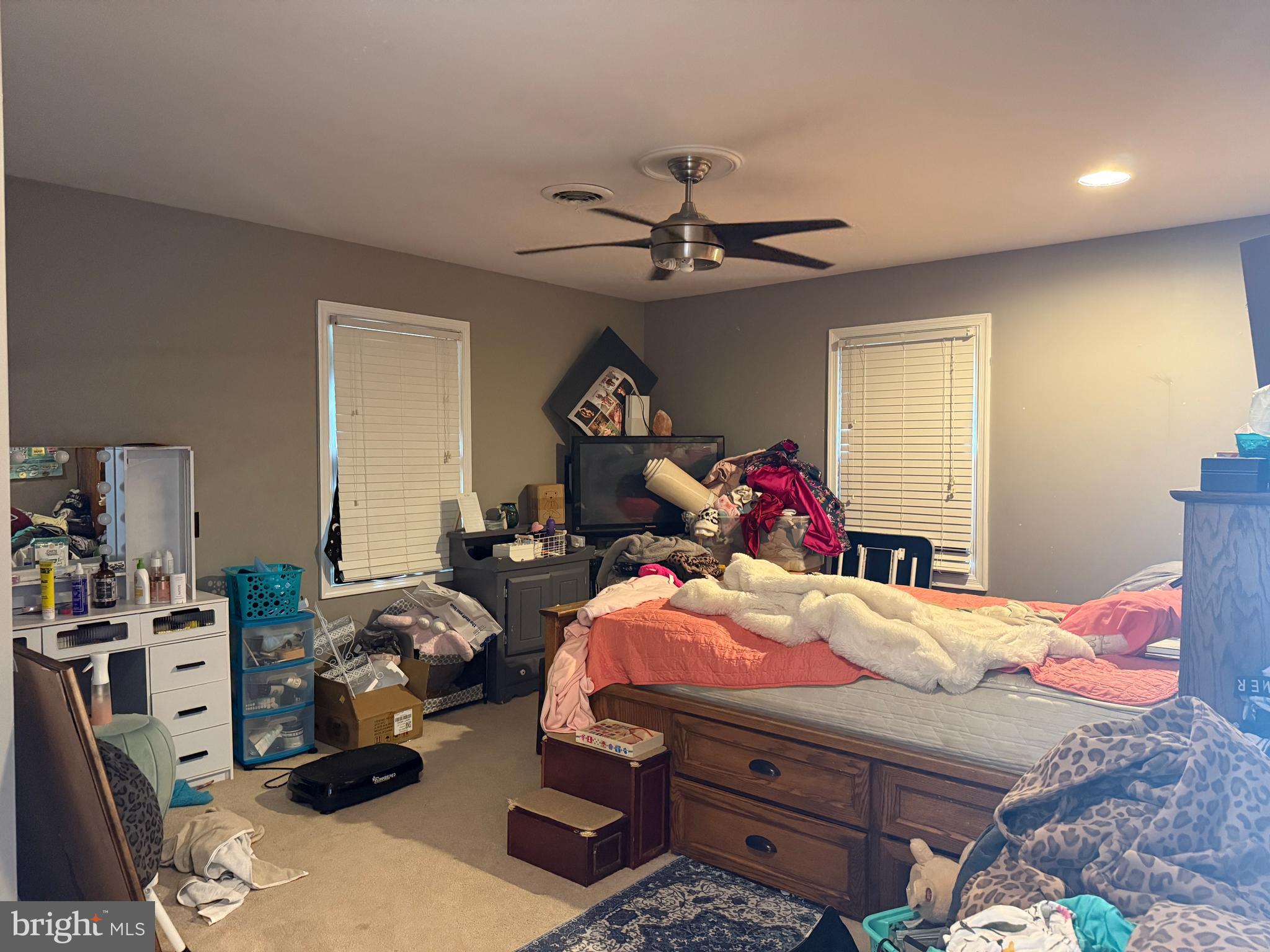 ENGLISH COURT CONDOS - Residential