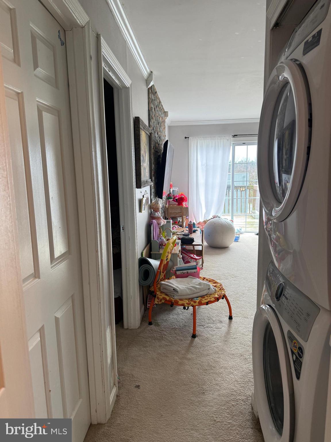 ENGLISH COURT CONDOS - Residential