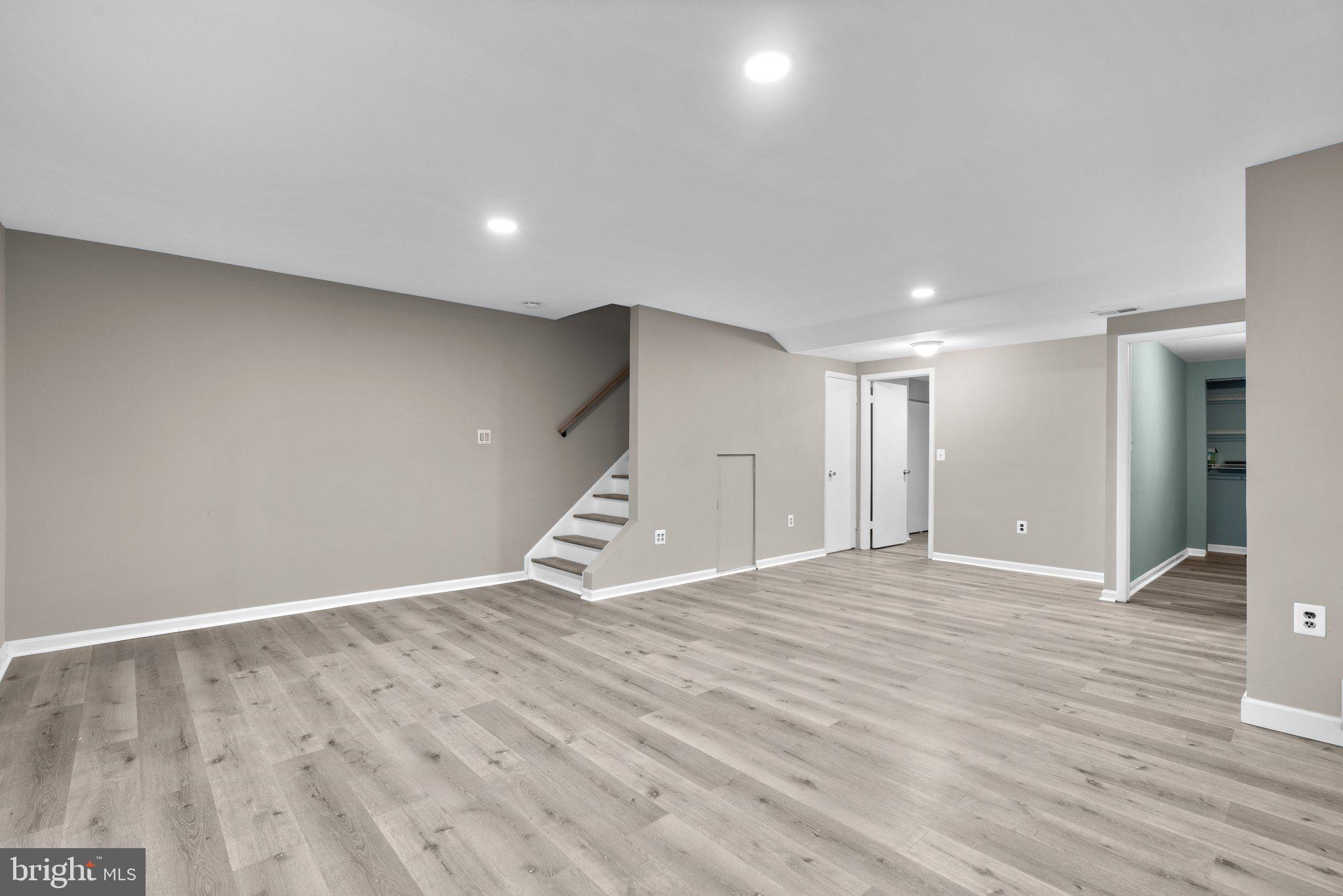 GARRETT FOREST - Residential