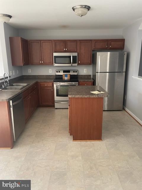 MULBERRY TERRACE - Residential Lease