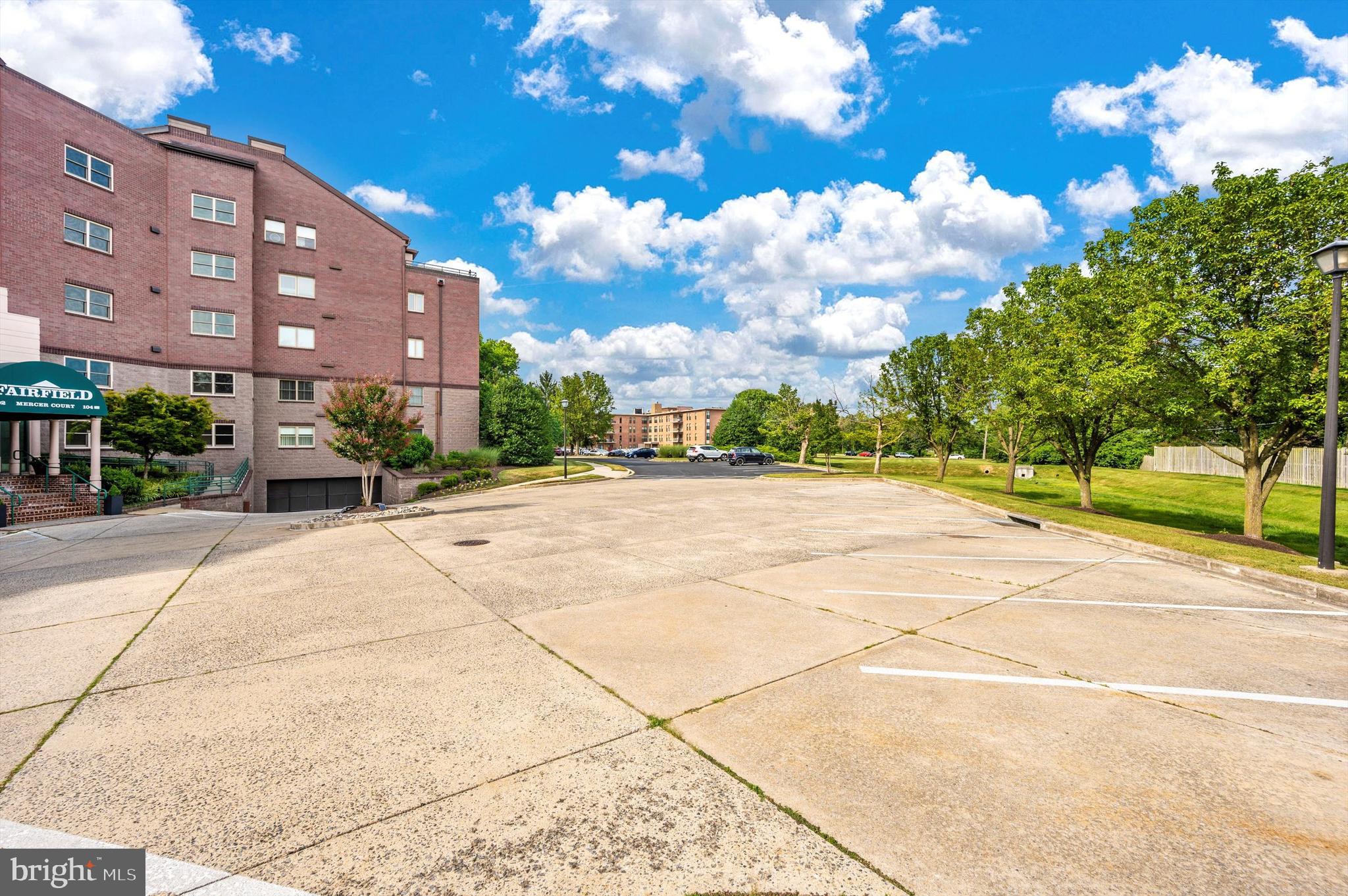 FAIRFIELD - Residential