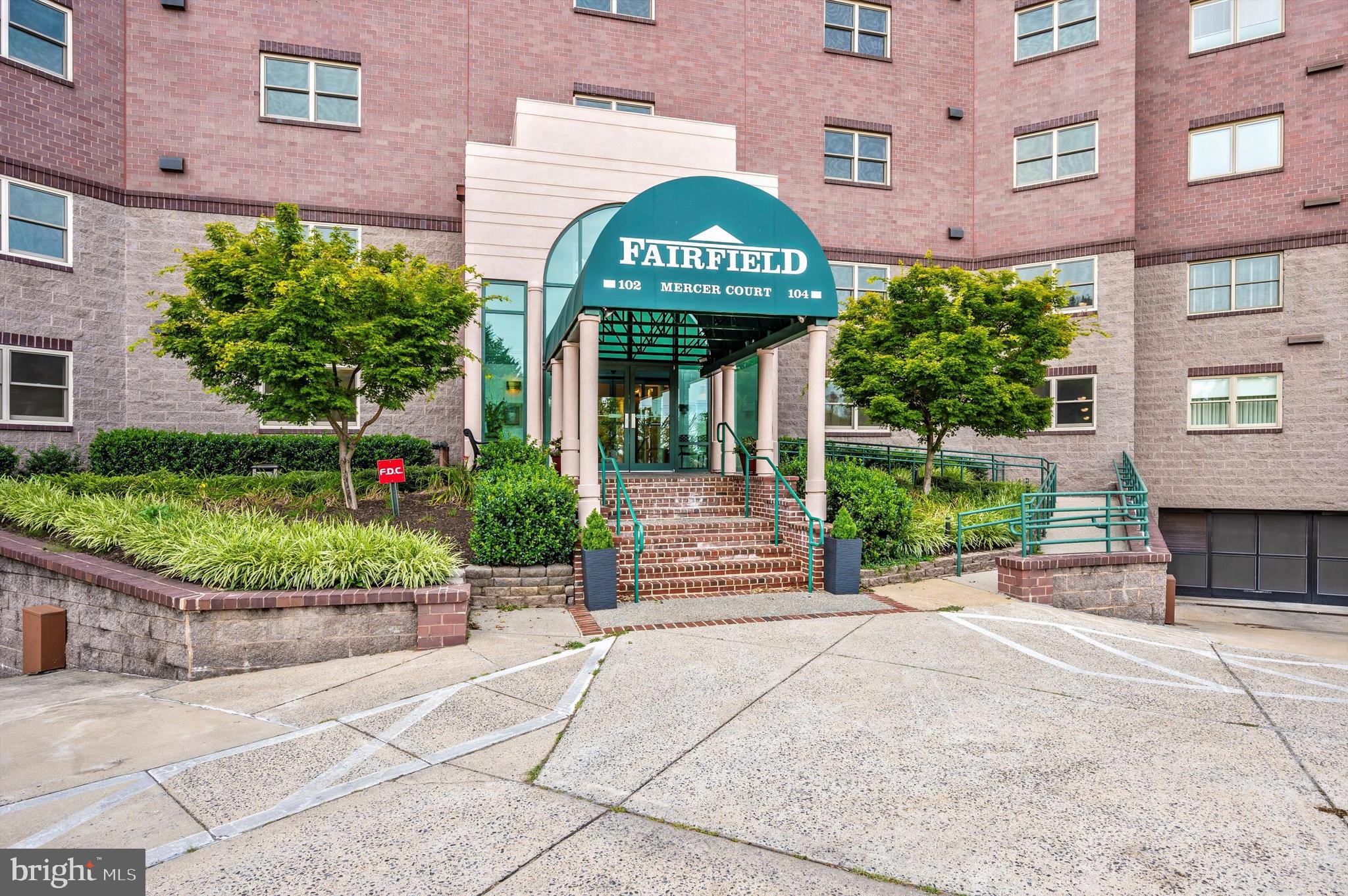 FAIRFIELD - Residential