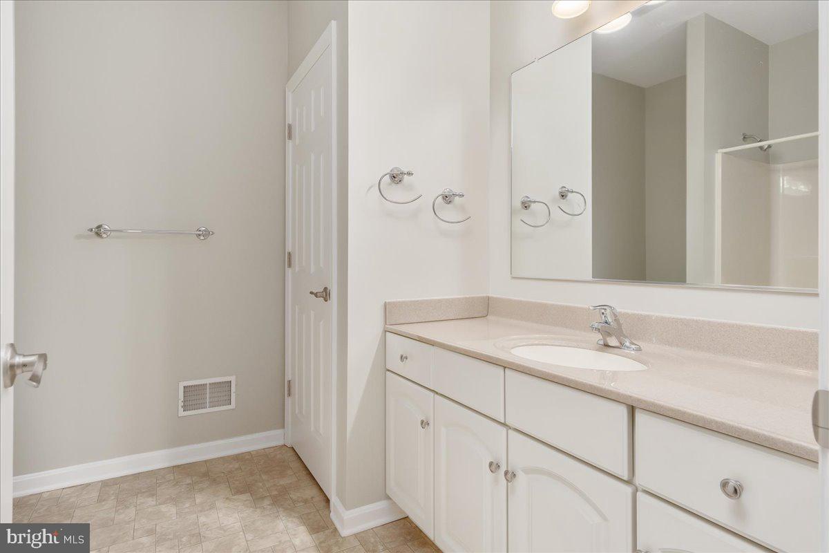 GREENWICH PARK - Residential