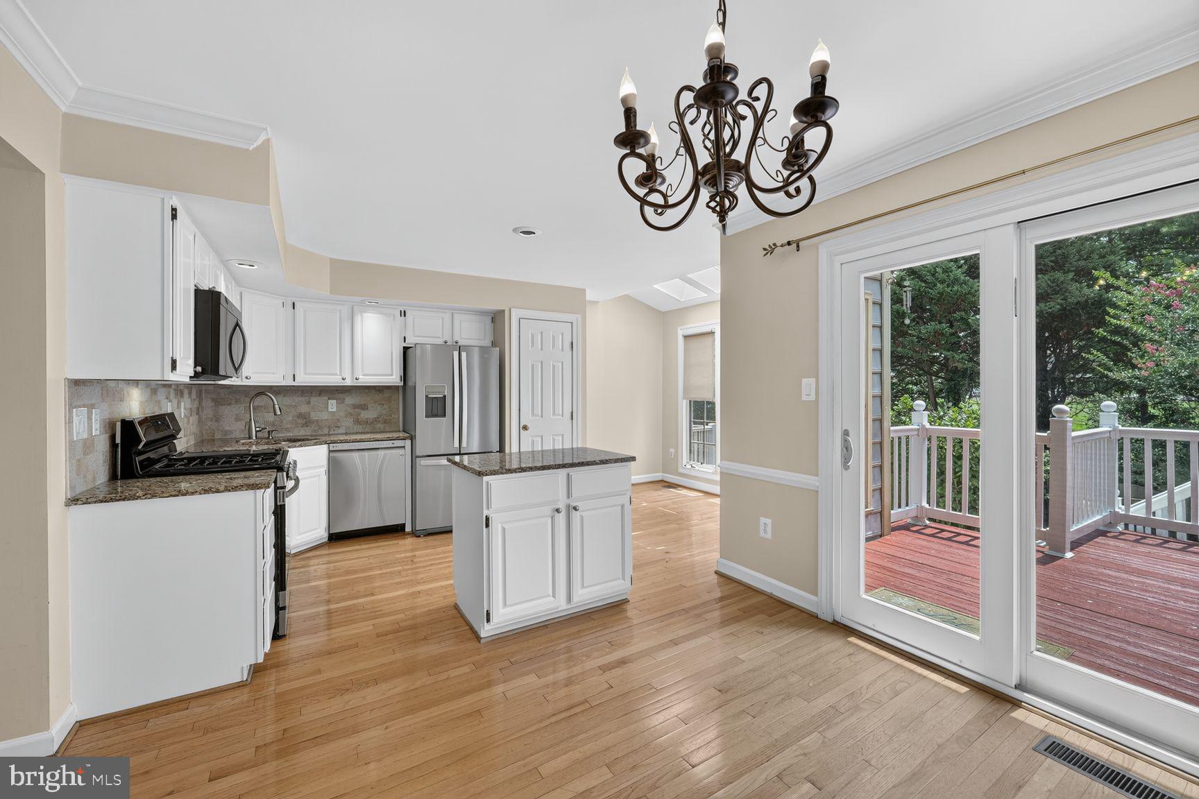 7827 SHEPHERD HILLS COURT