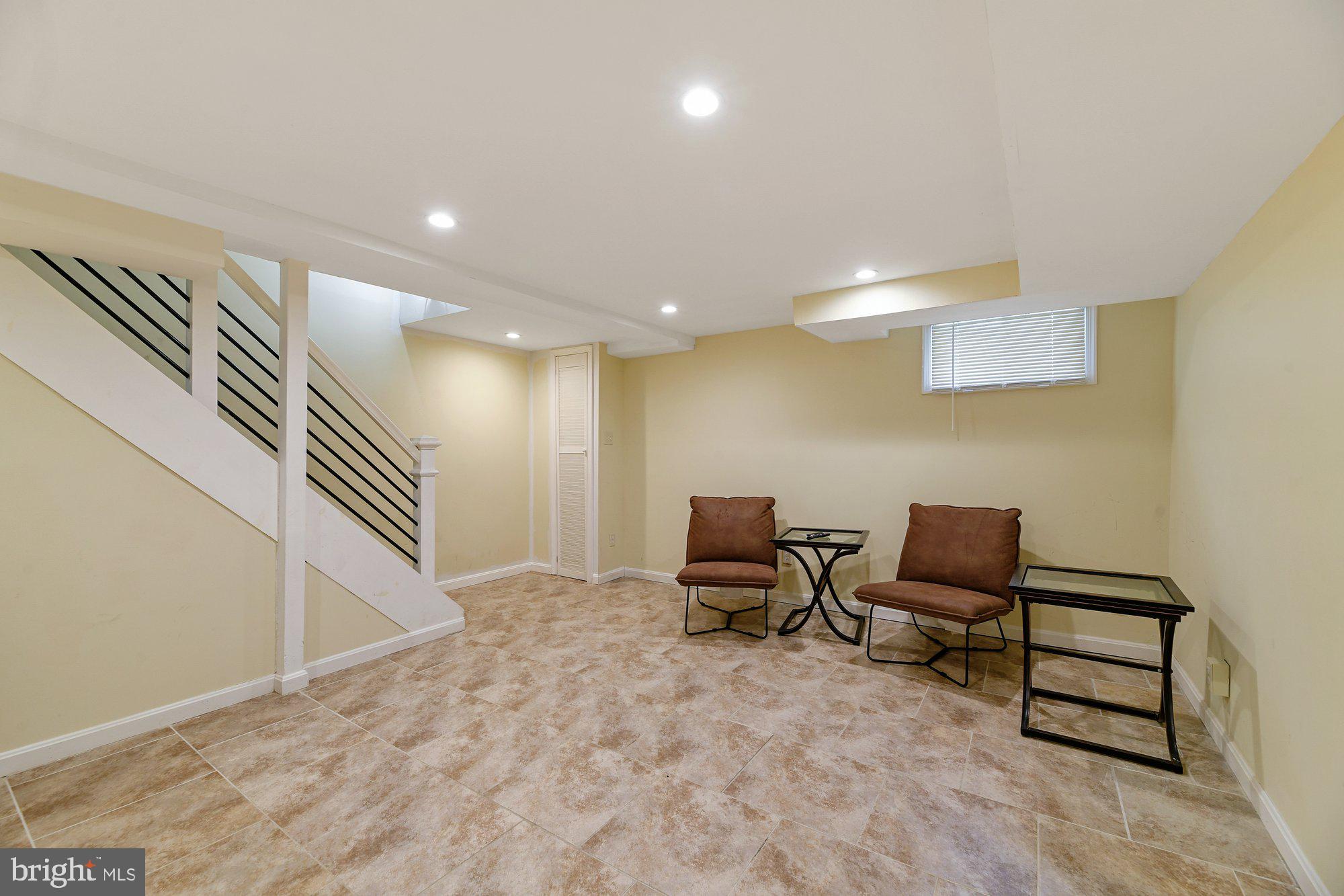 WEST EDMONDALE - Residential