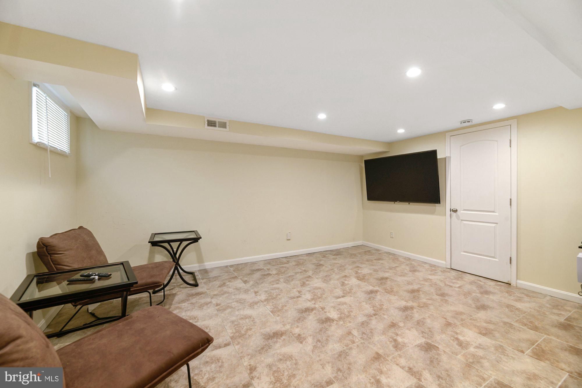 WEST EDMONDALE - Residential