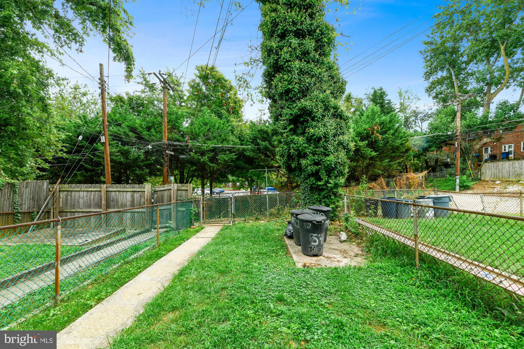 WEST EDMONDALE - Residential