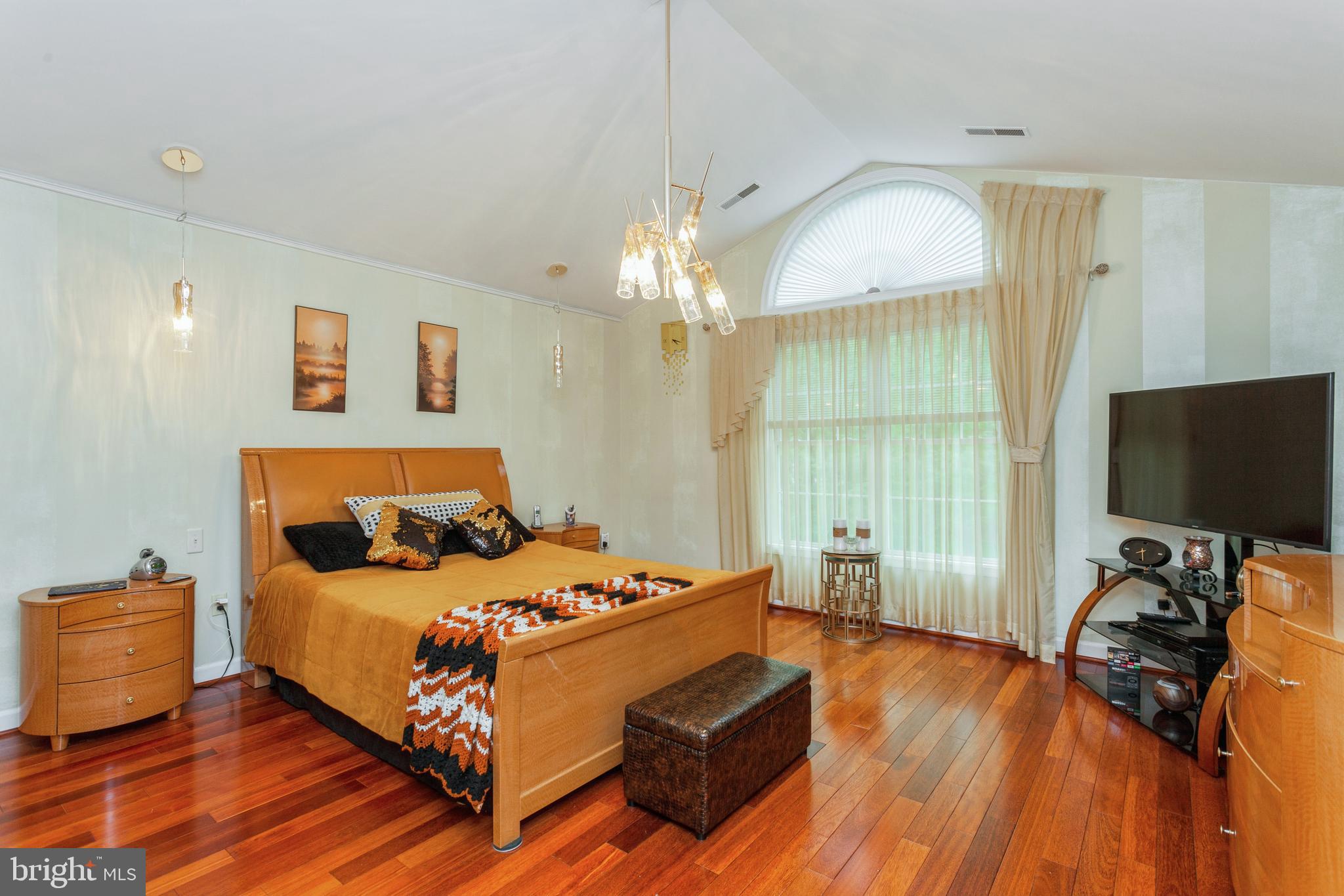 TRAILS AT WOODLOT - Residential