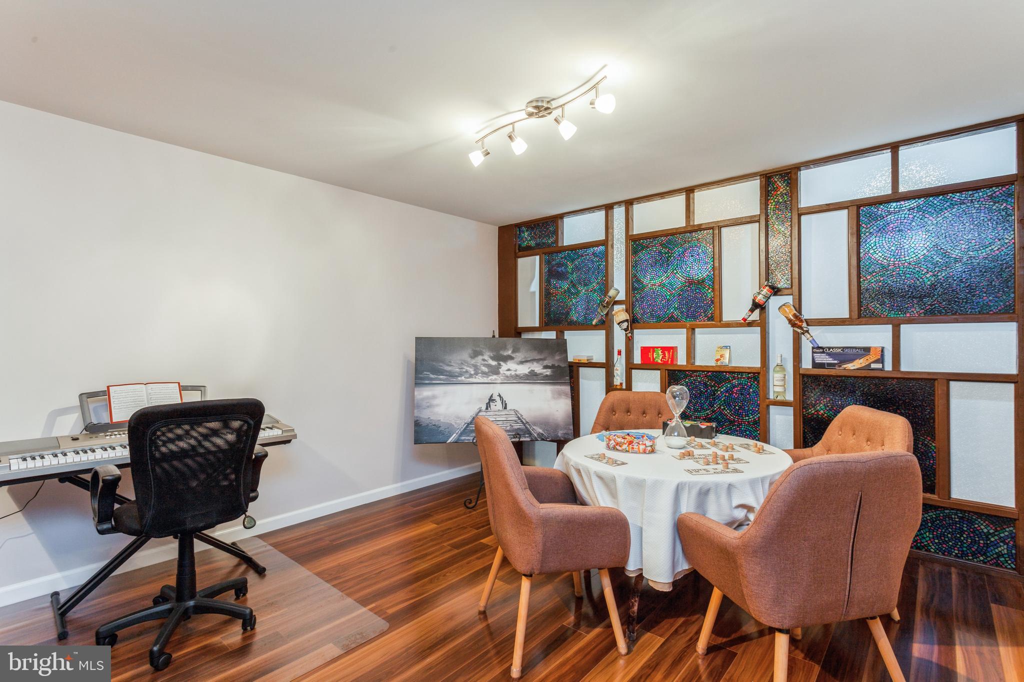 TRAILS AT WOODLOT - Residential