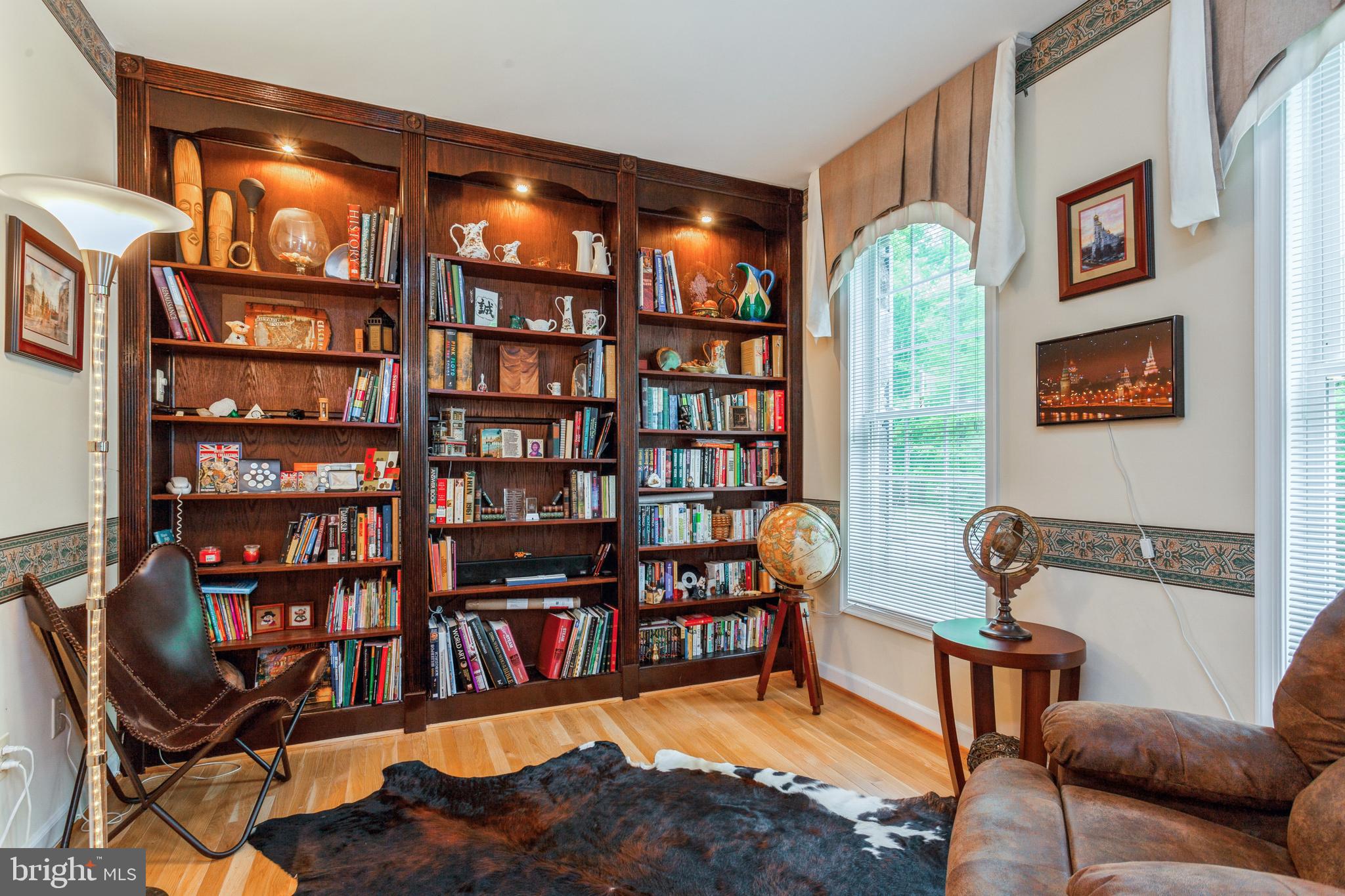 TRAILS AT WOODLOT - Residential