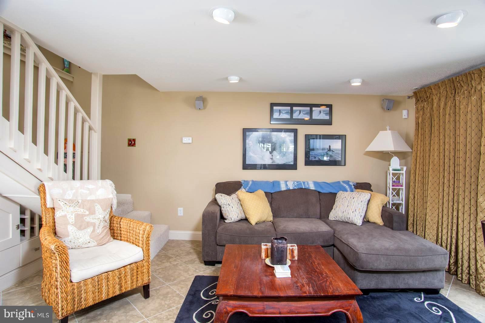 NORTH REHOBOTH - Residential