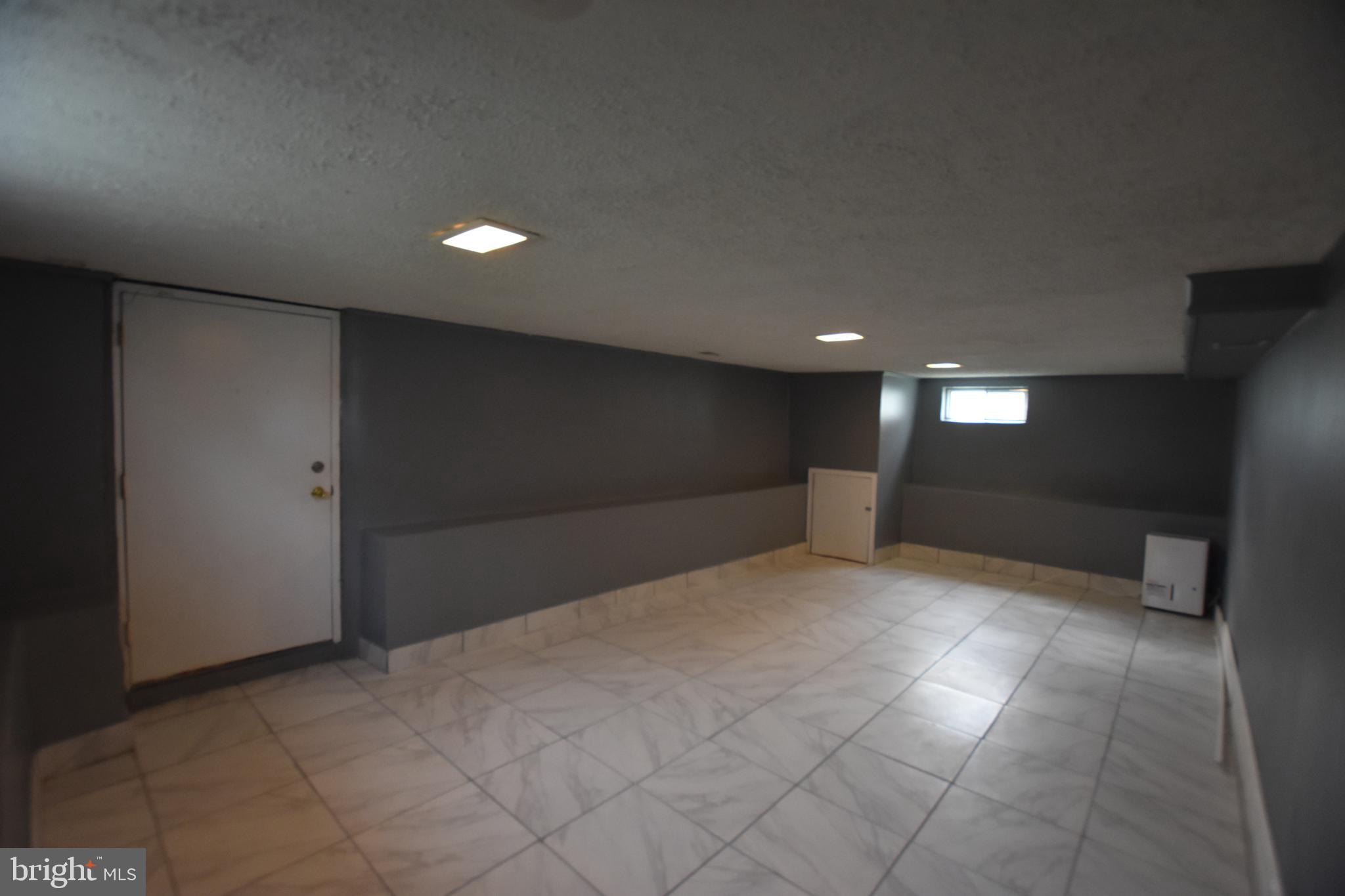 DEFENSE HEIGHTS - Residential Lease