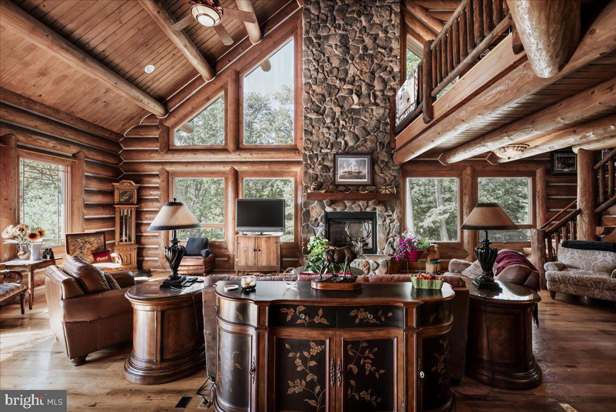 226 TWIN OAKS DRIVE