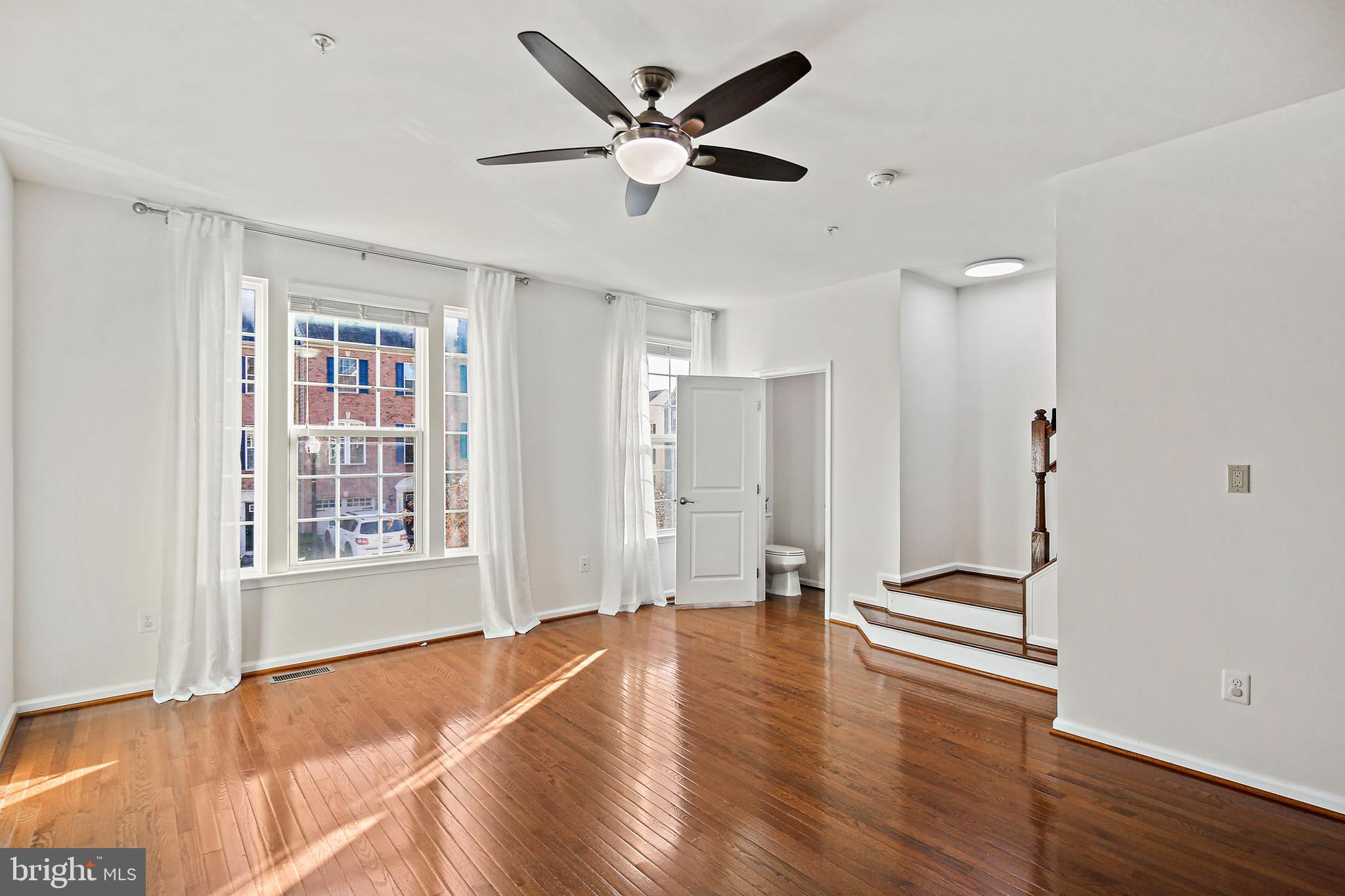 HOWARD SQUARE - Residential Lease