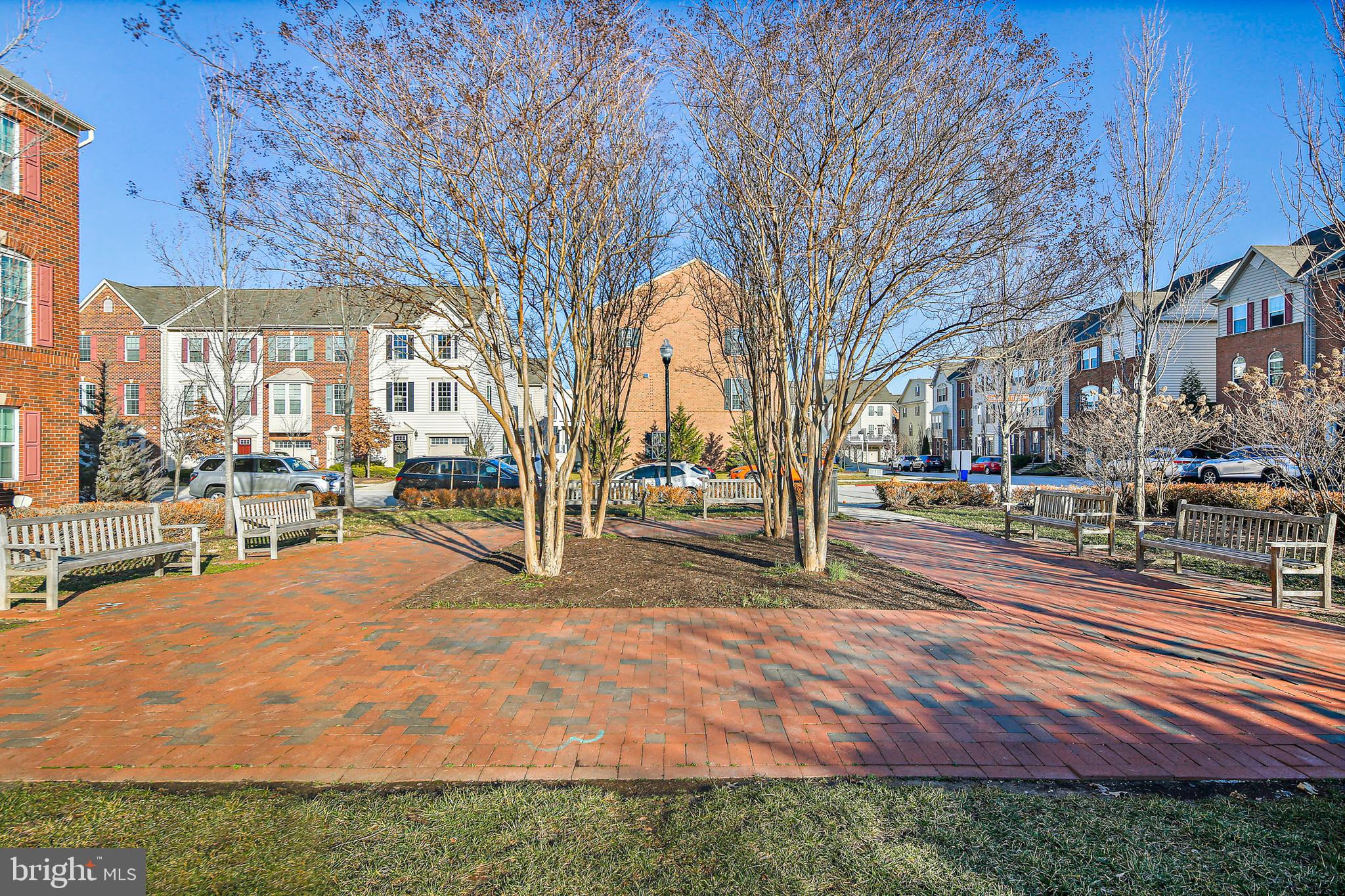 HOWARD SQUARE - Residential Lease