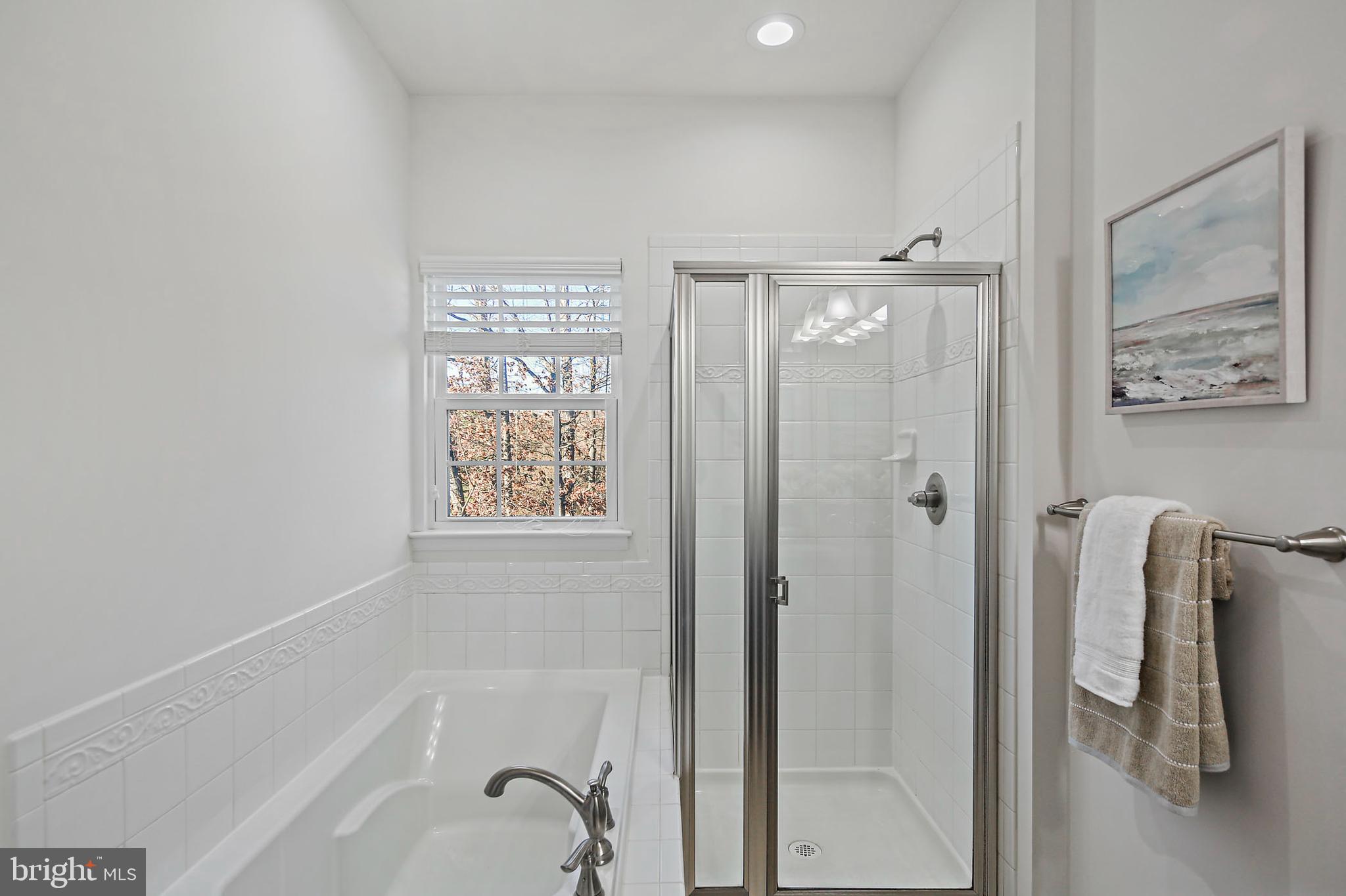 HOWARD SQUARE - Residential Lease