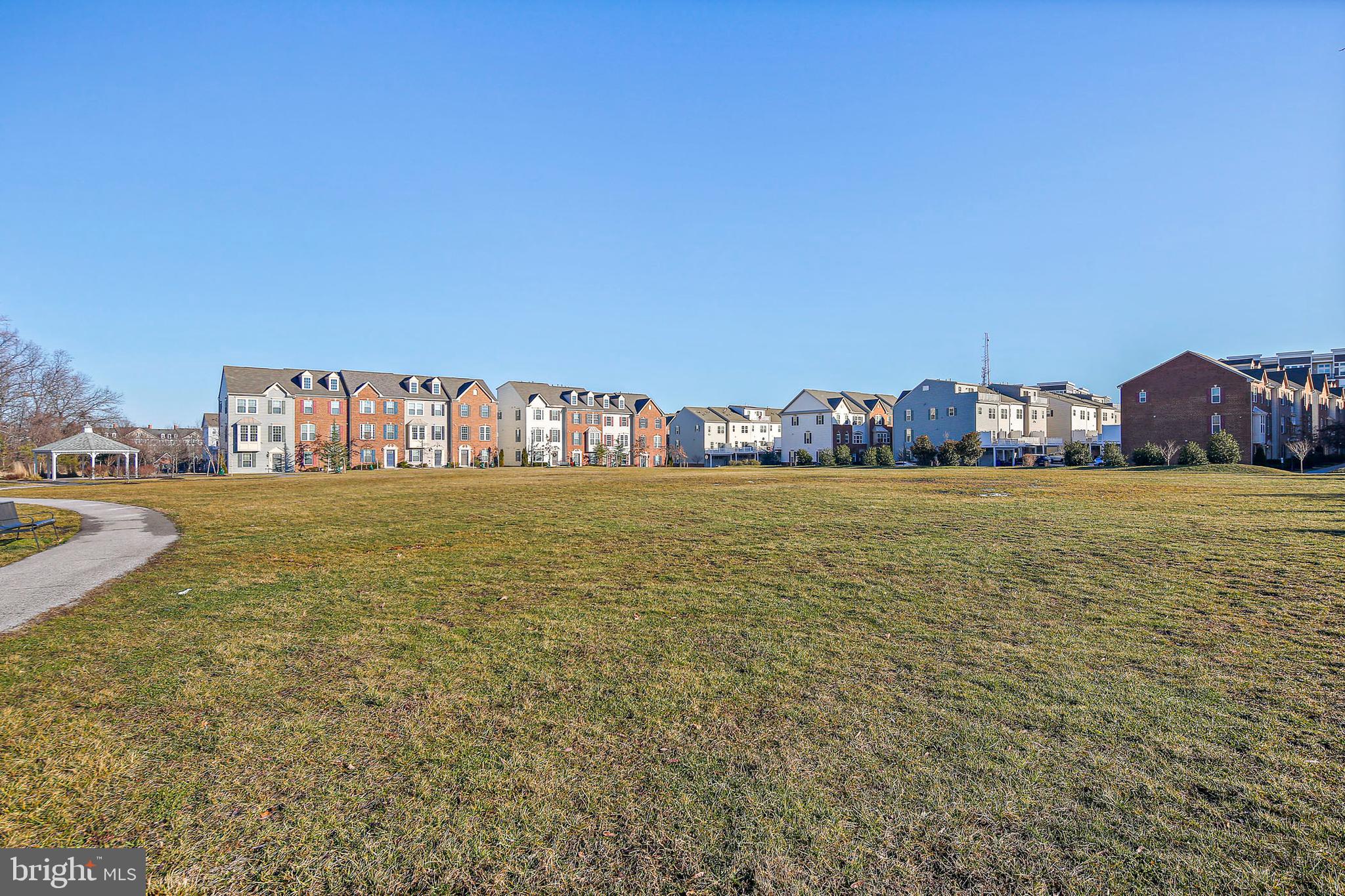 HOWARD SQUARE - Residential Lease