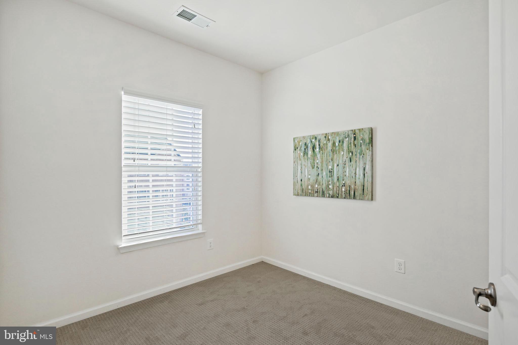 HOWARD SQUARE - Residential Lease