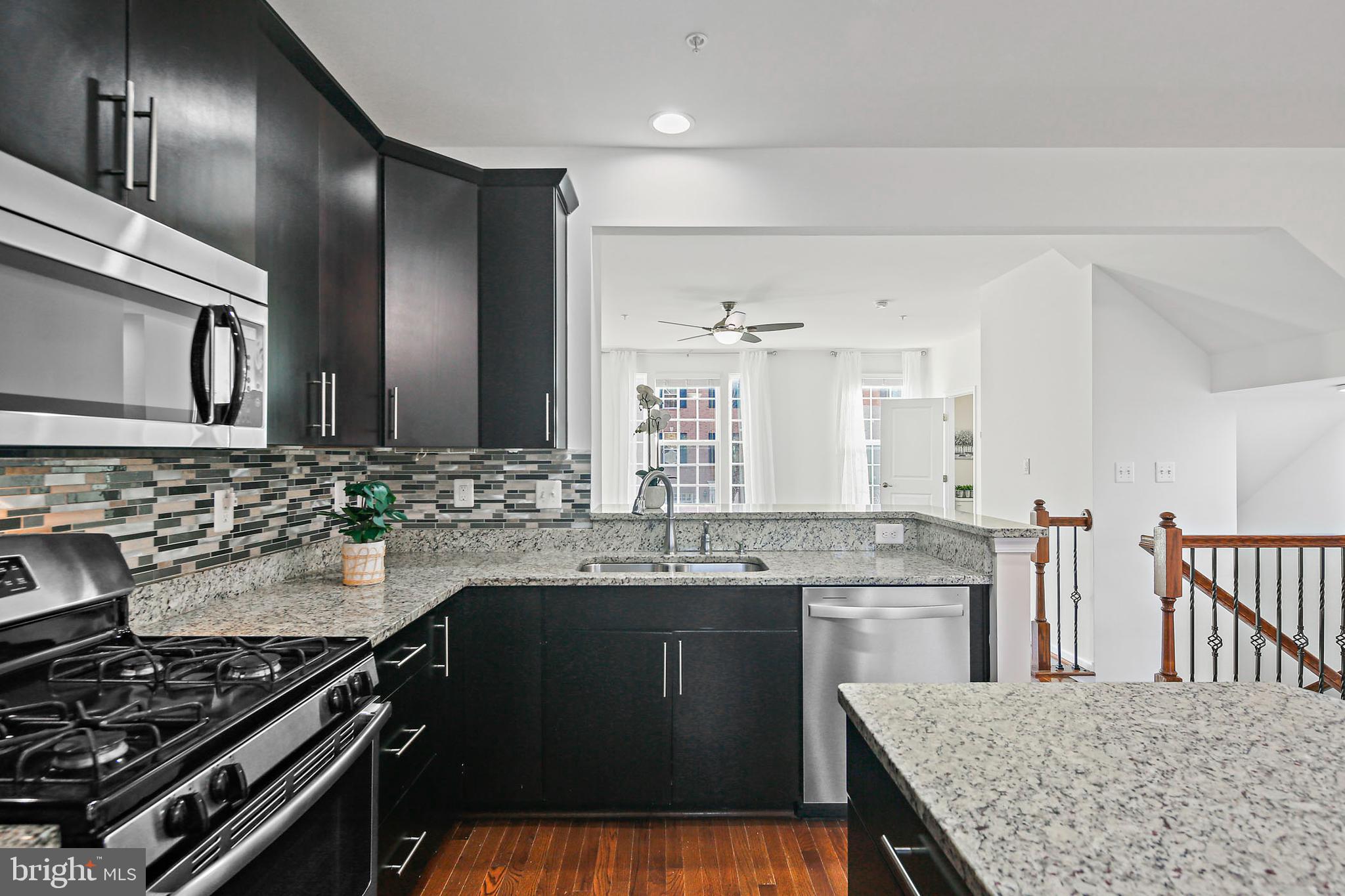 HOWARD SQUARE - Residential Lease