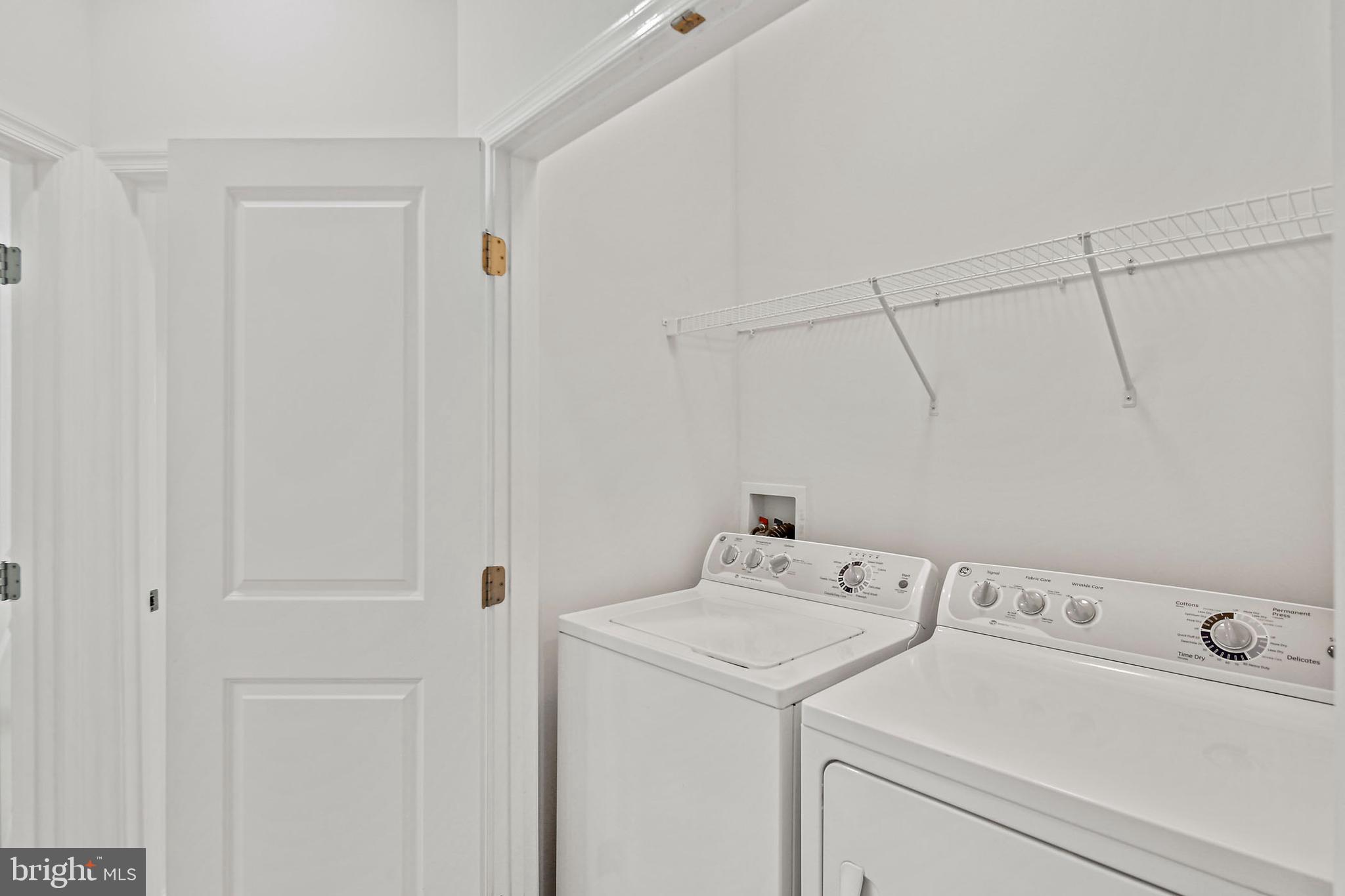 HOWARD SQUARE - Residential Lease