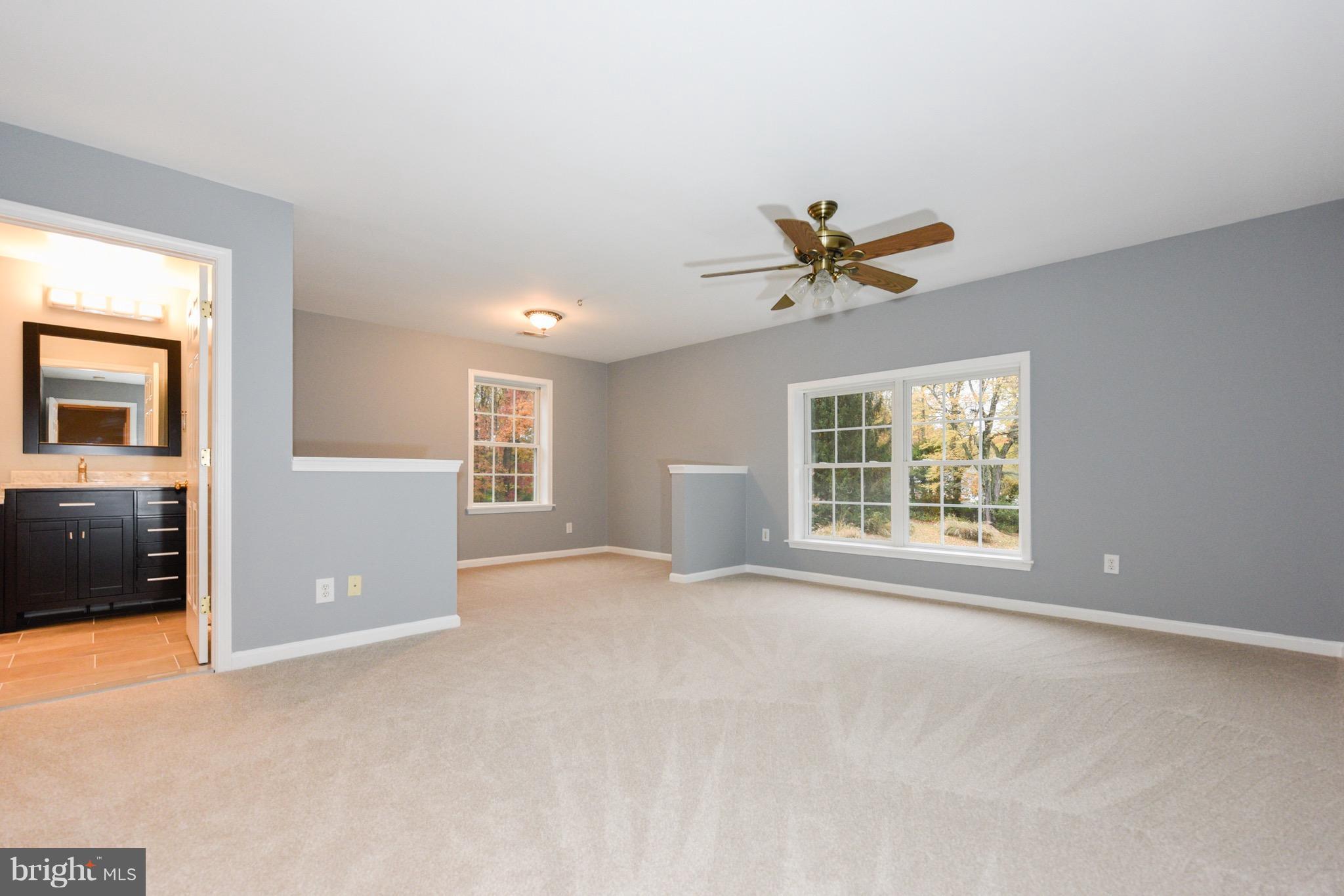 WARREN RAYMOND L PROP - Residential Lease