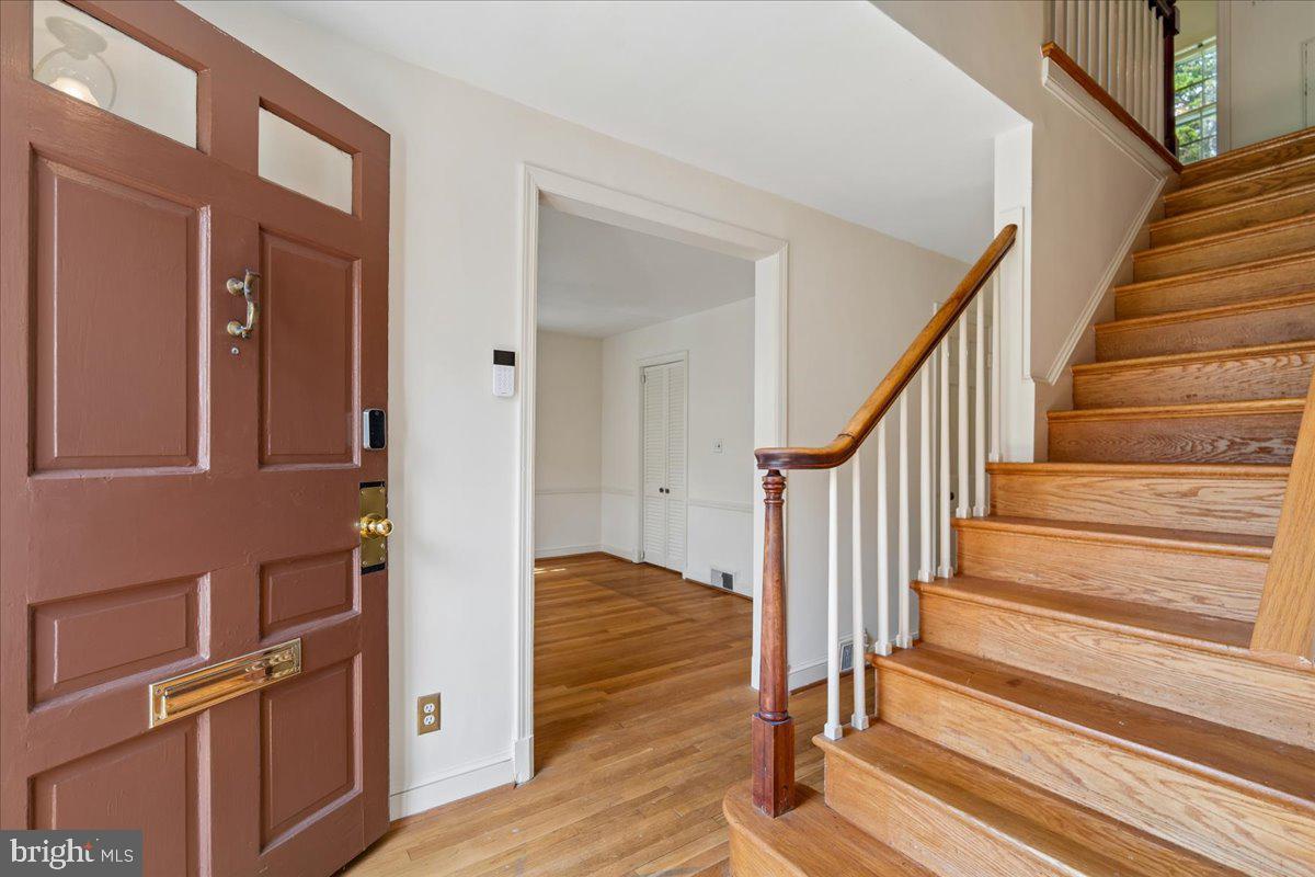 9422 LOCUST HILL ROAD