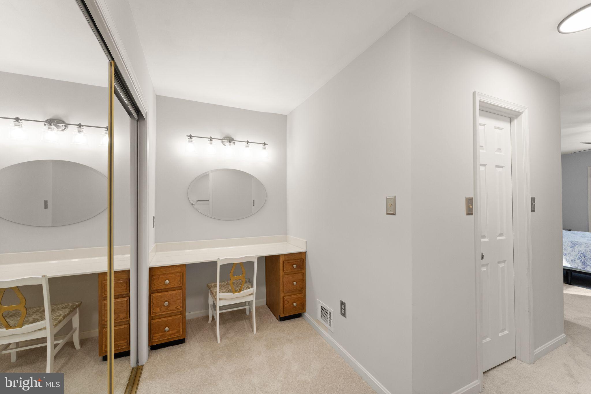 COUNTRYSIDE - Residential