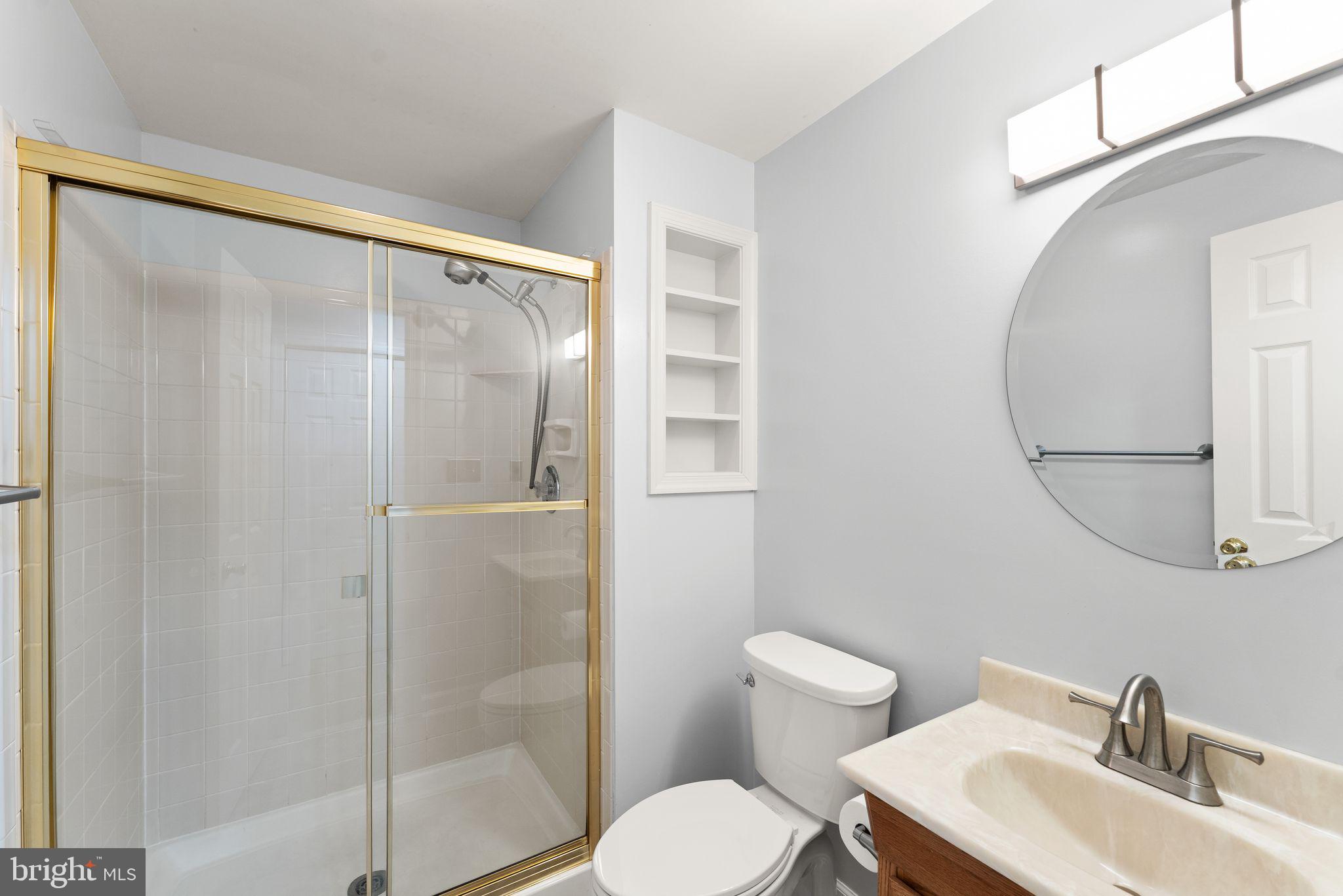 COUNTRYSIDE - Residential