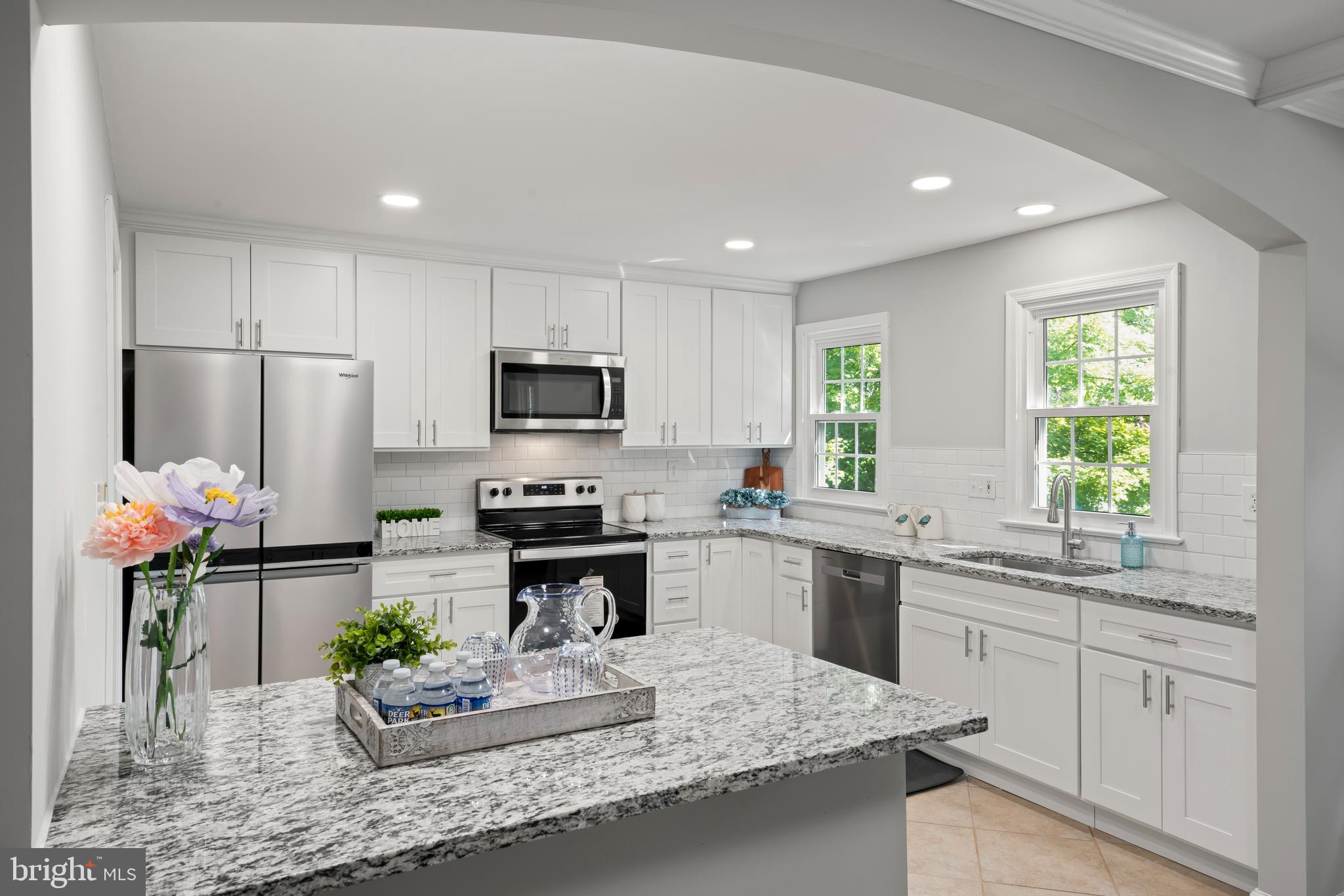 GLENFIELD MANOR - Residential