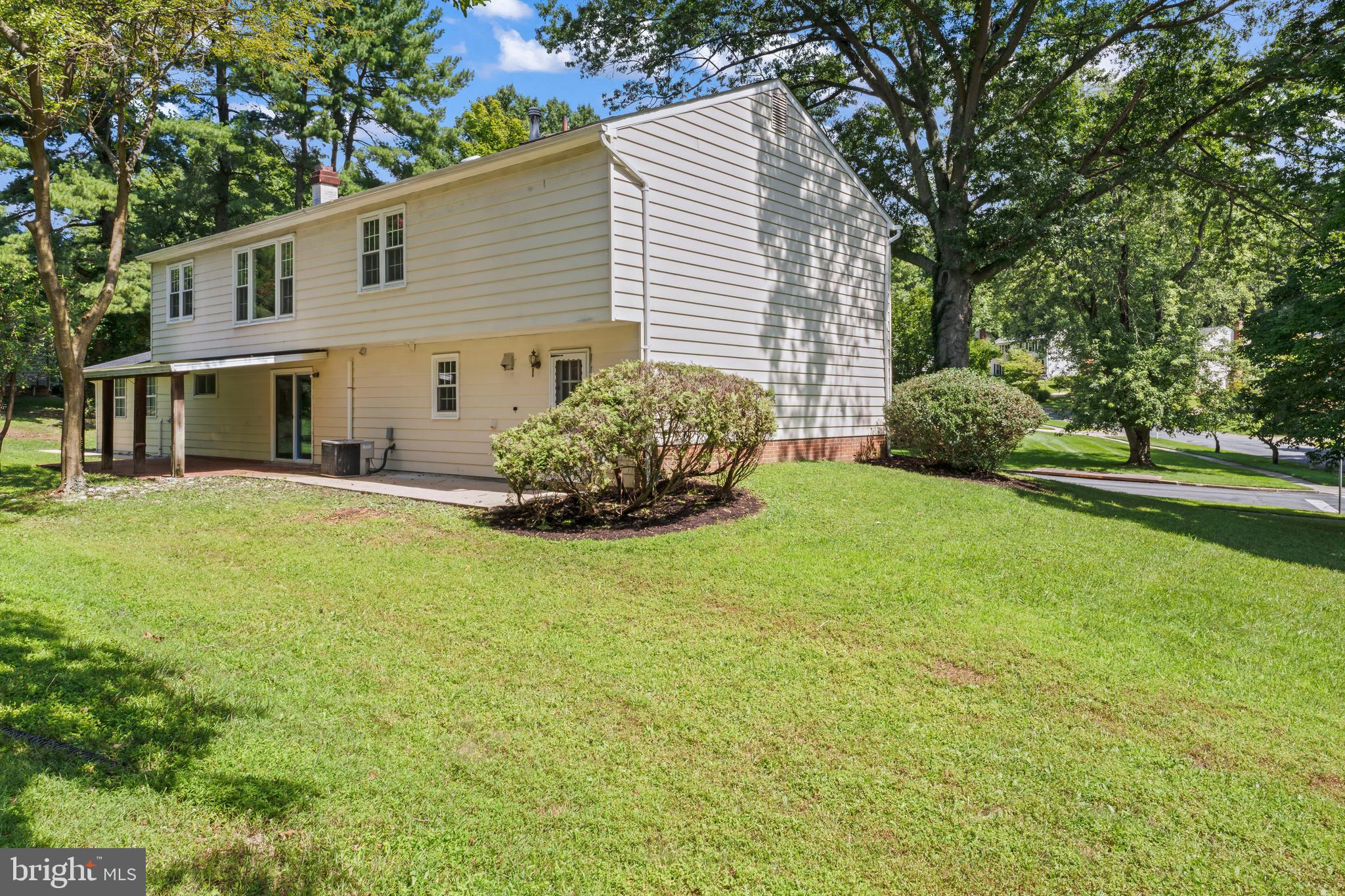 GLENFIELD MANOR - Residential