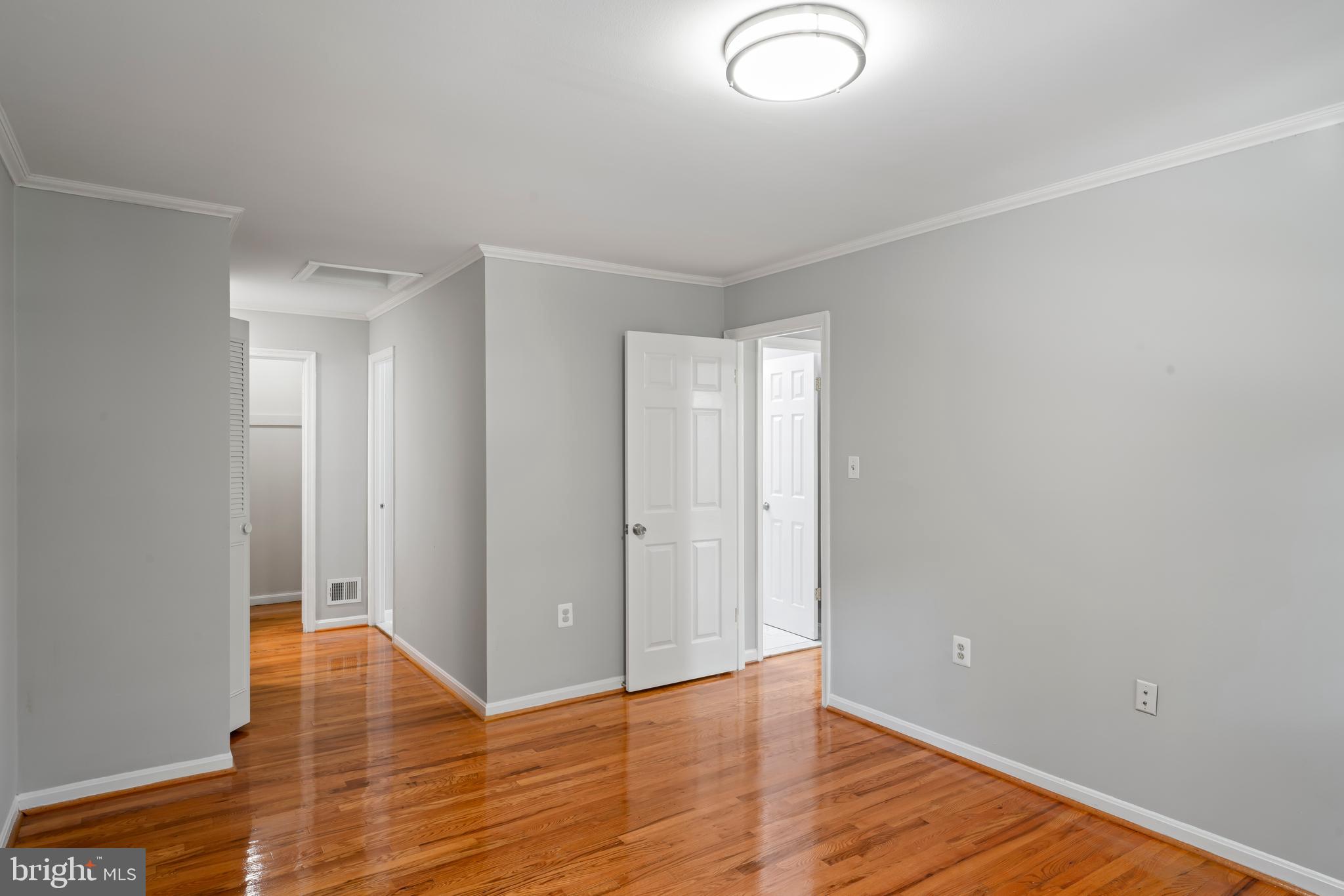 GLENFIELD MANOR - Residential