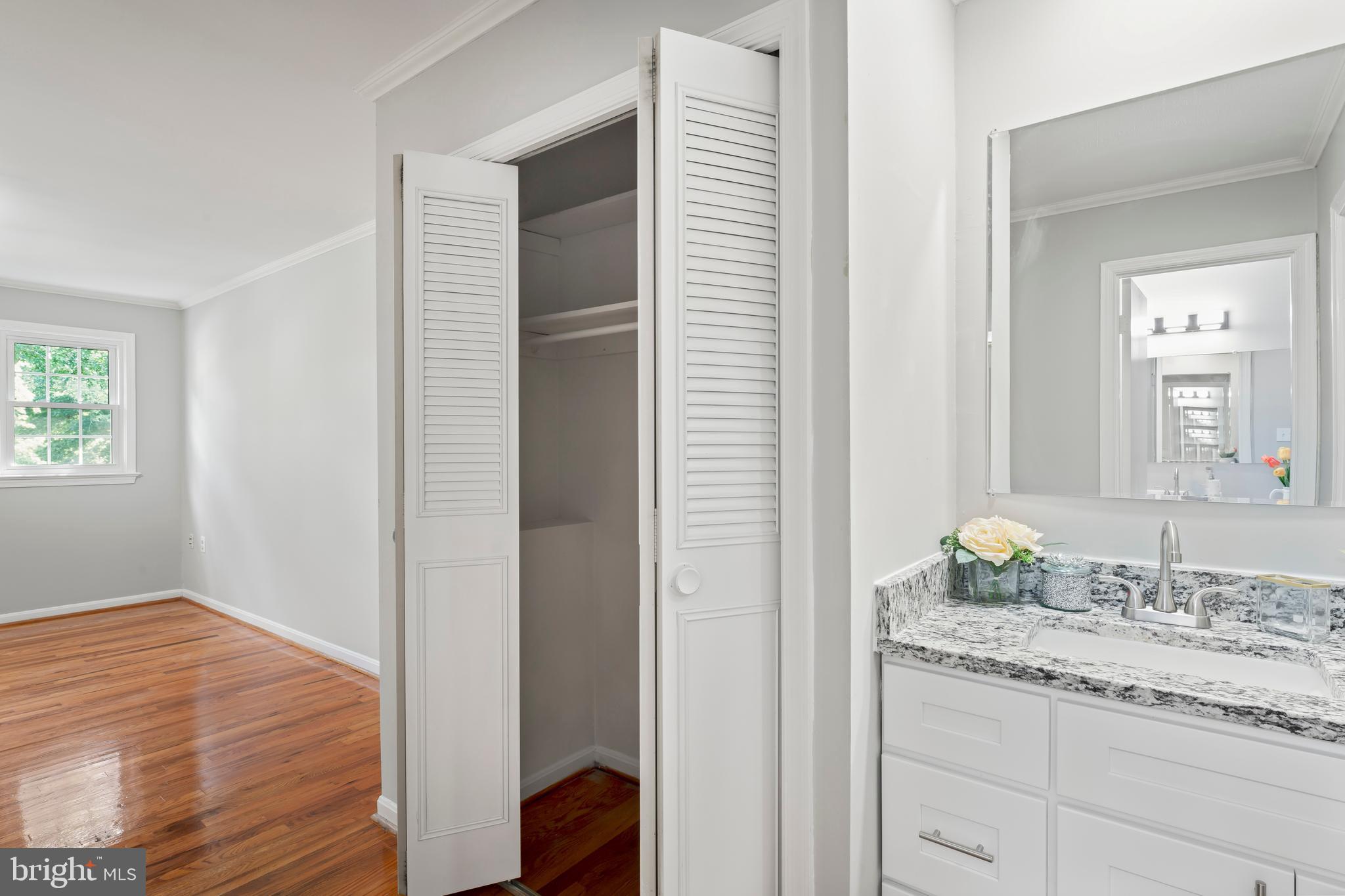 GLENFIELD MANOR - Residential