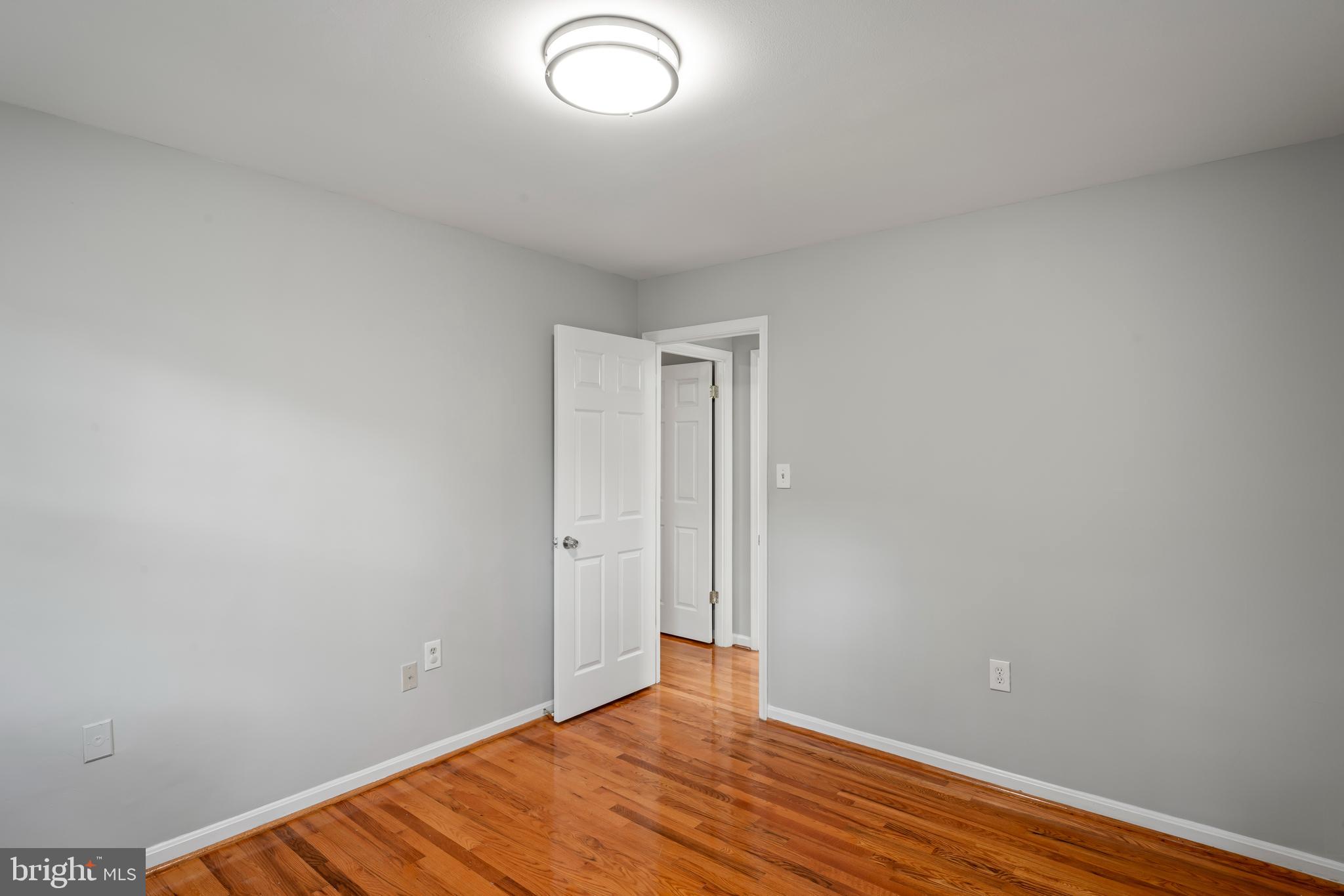 GLENFIELD MANOR - Residential