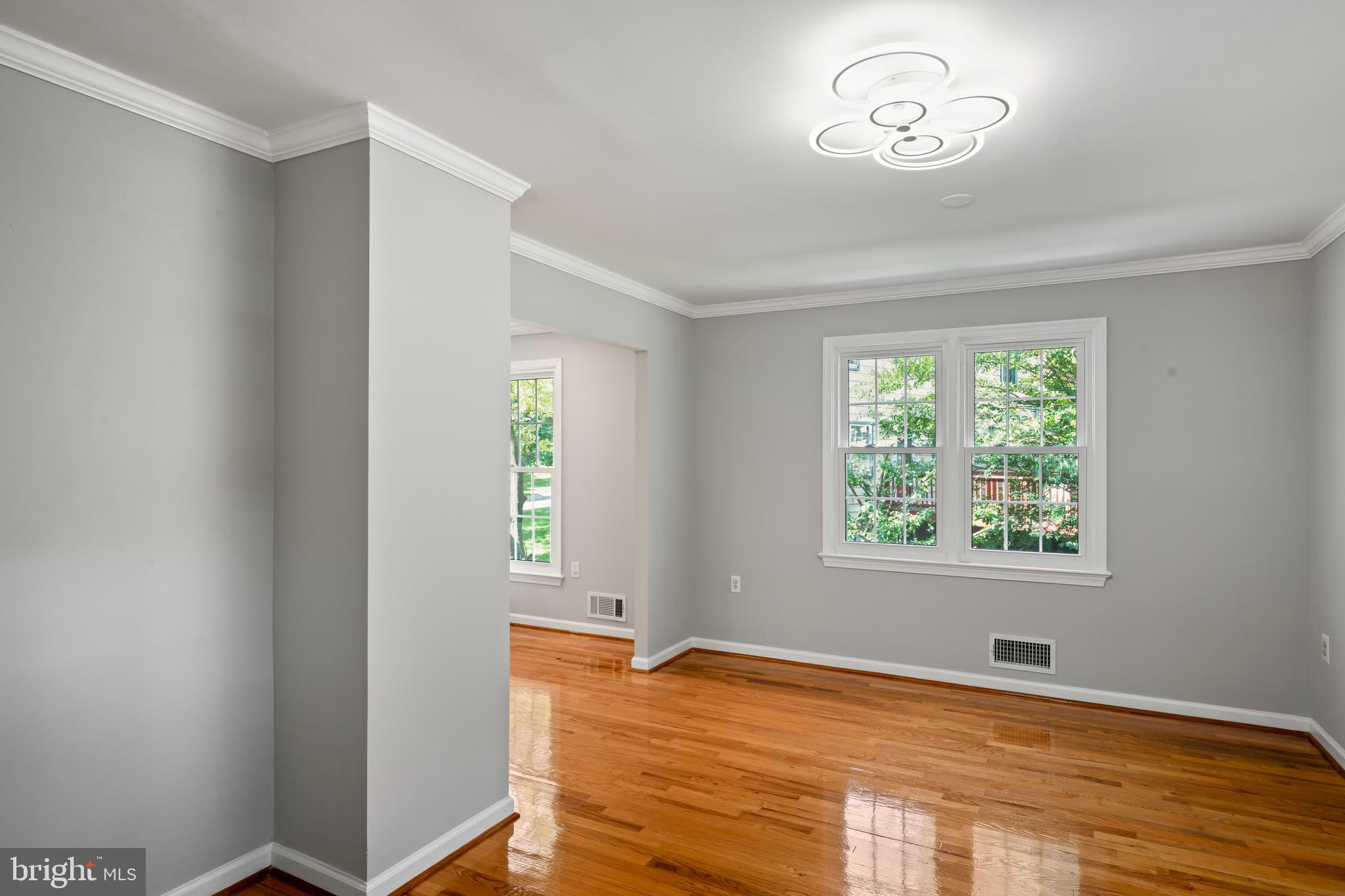 GLENFIELD MANOR - Residential