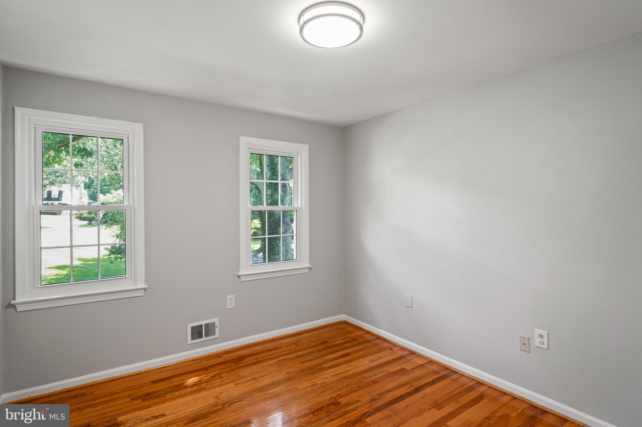 GLENFIELD MANOR - Residential