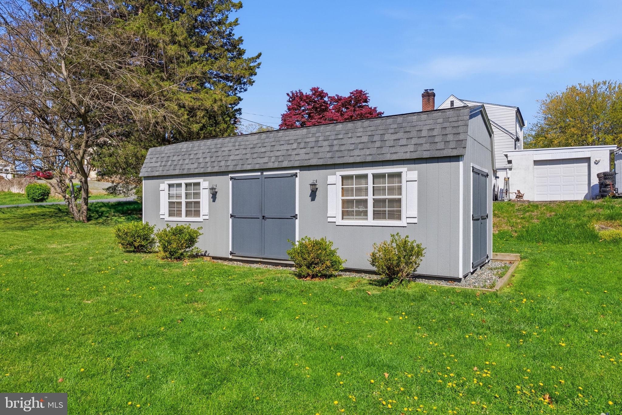 SPRING MOUNT - Residential