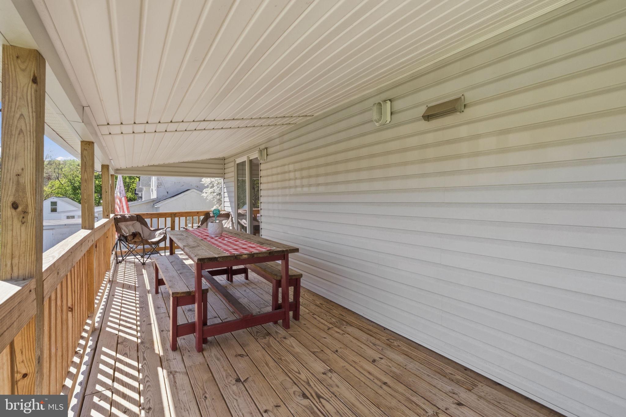 SPRING MOUNT - Residential